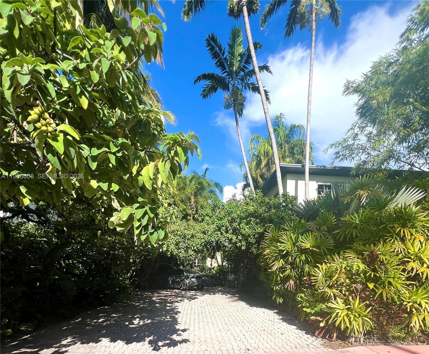 814 Michigan Ave 814