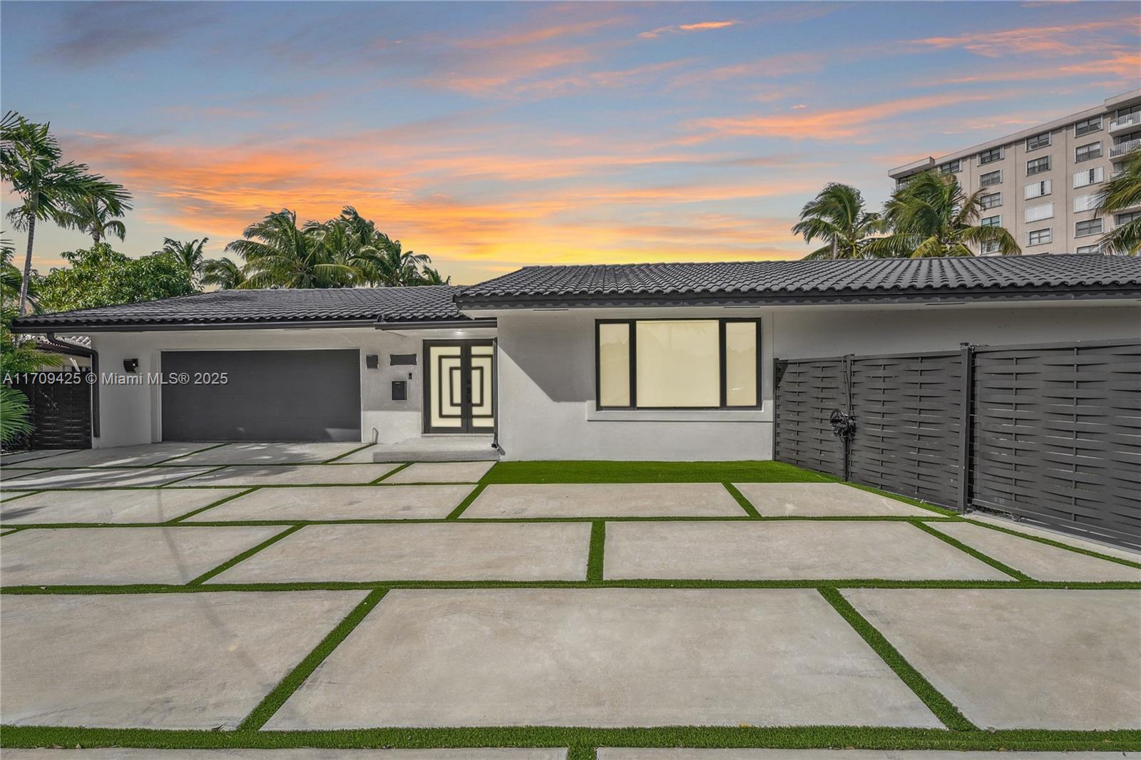 13300 Arch Creek Ter, North Miami, Miami-Dade County, Florida - 4 Bedrooms  
4 Bathrooms - 