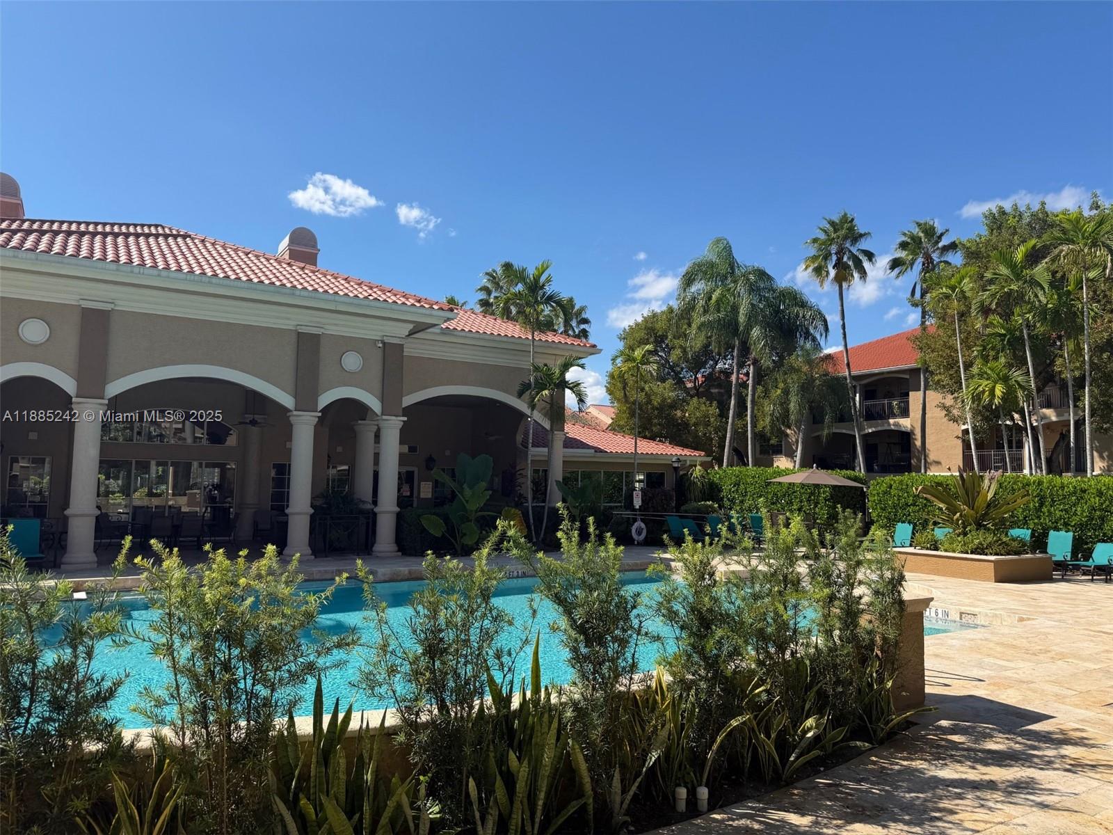 MARQUESA CONDO - Residential