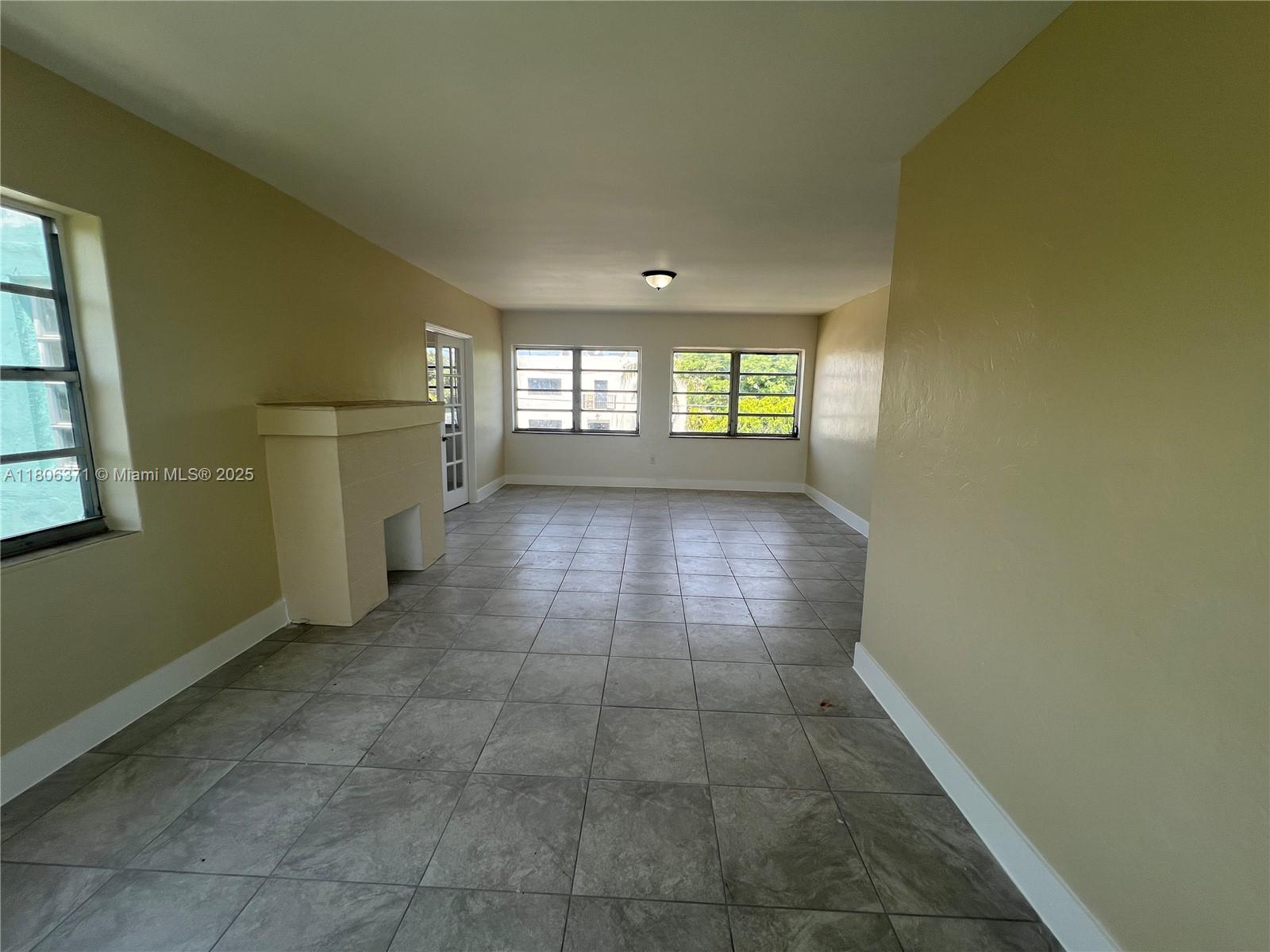 1104 SW 12th Ct 1106