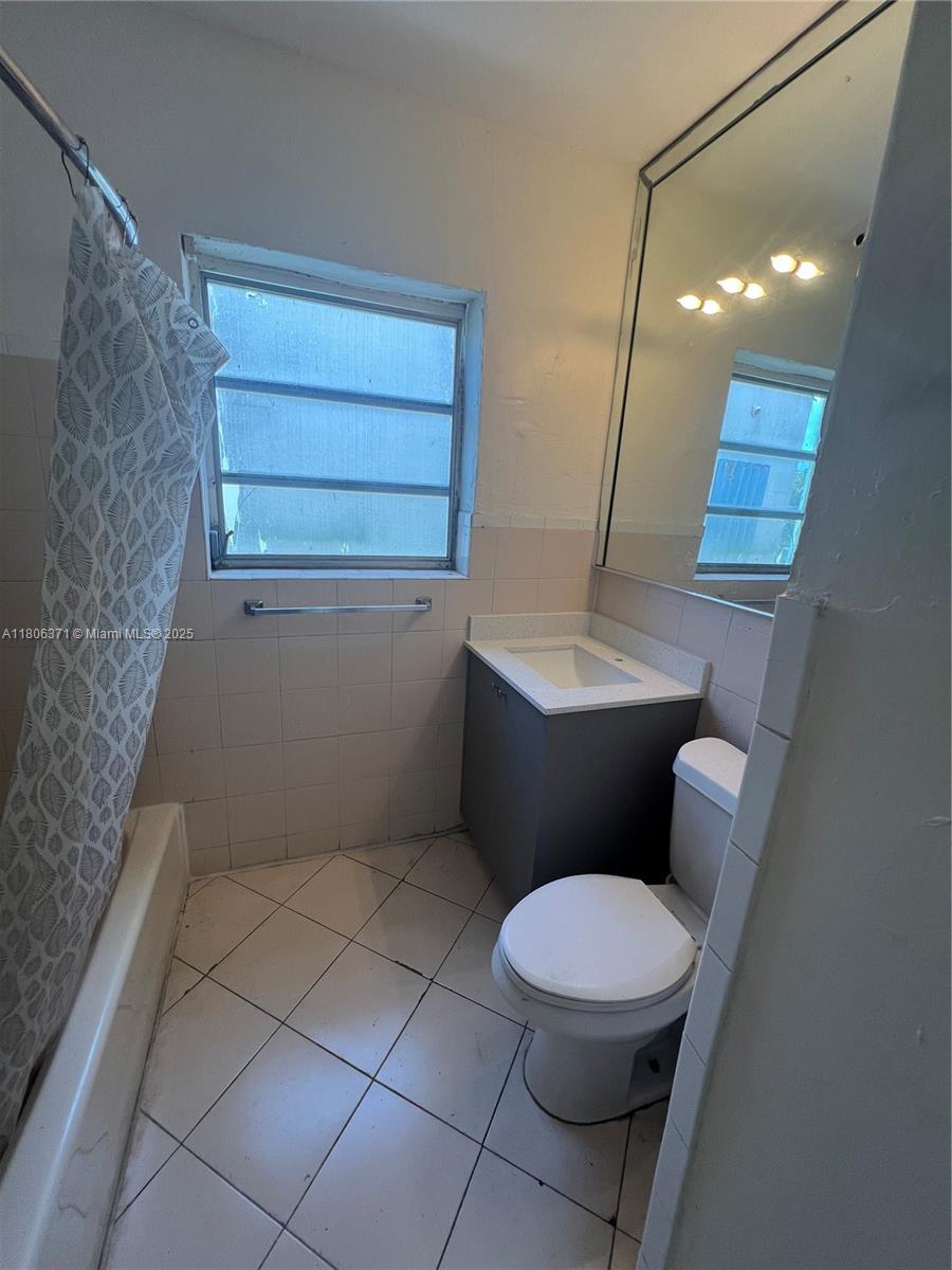 1104 SW 12th Ct 1106