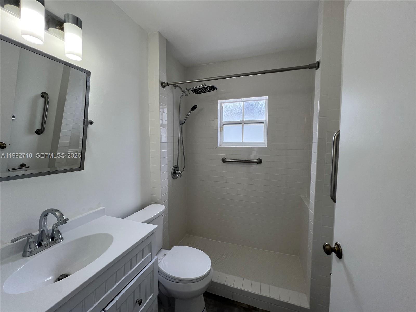 WESTWIND LAKES SEC 6 - Residential