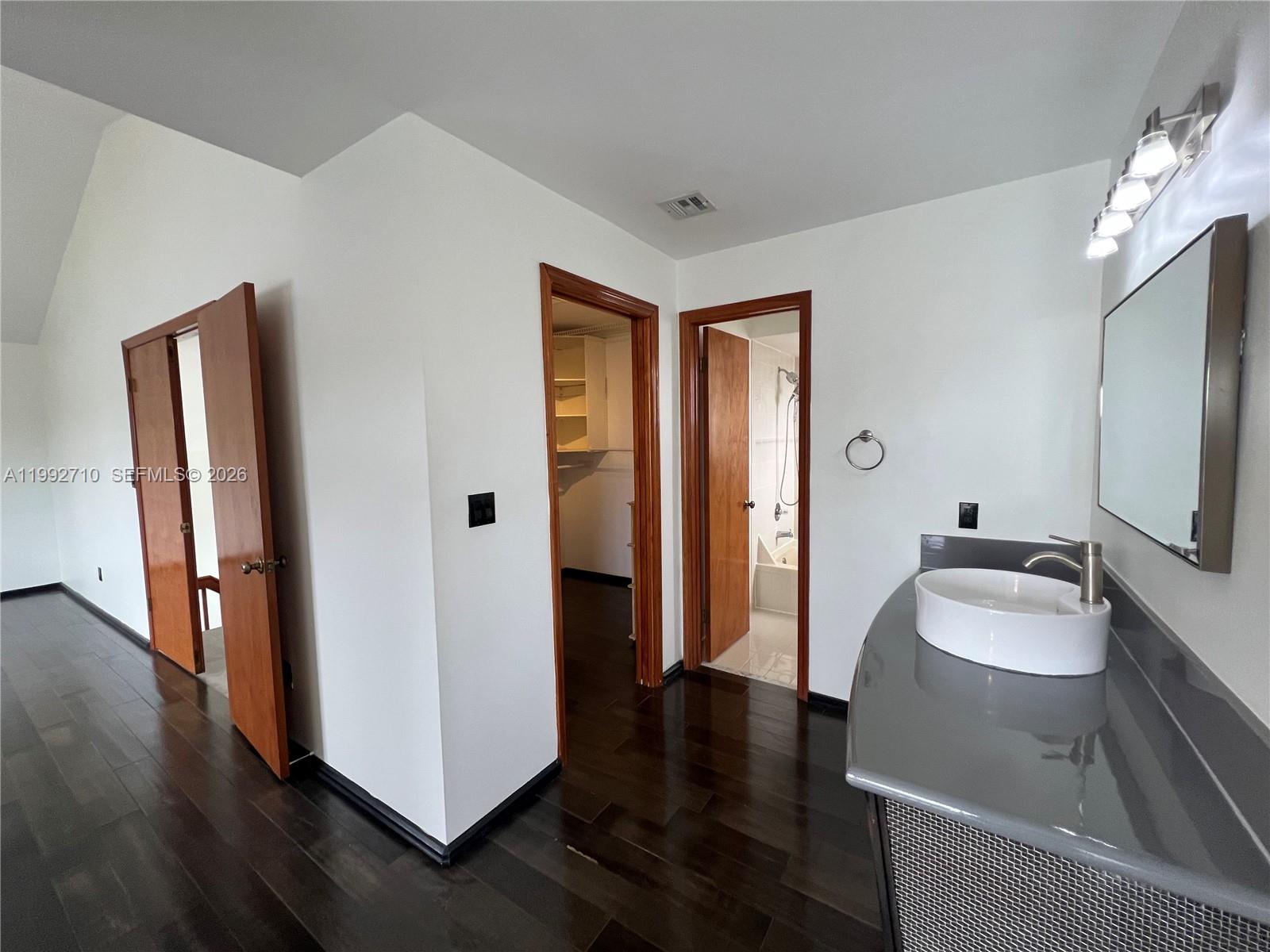 WESTWIND LAKES SEC 6 - Residential