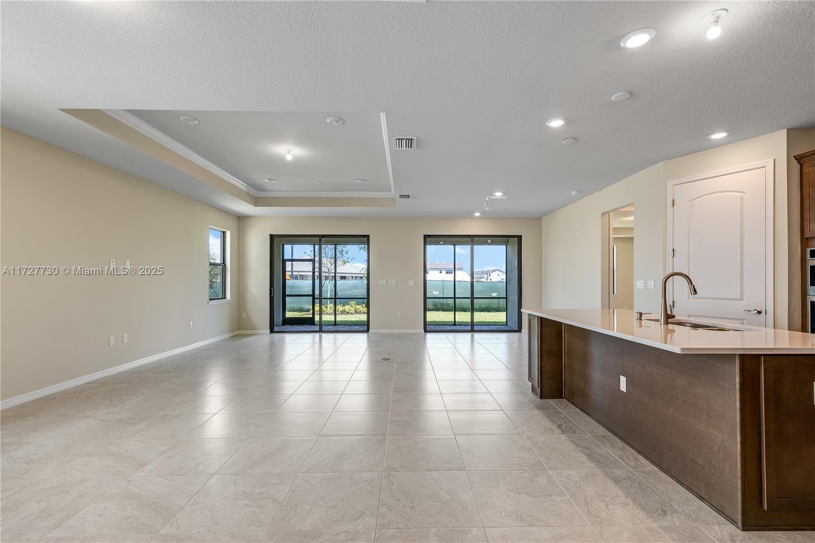 OAK TREE PROPERTY REDEVEL - Residential
