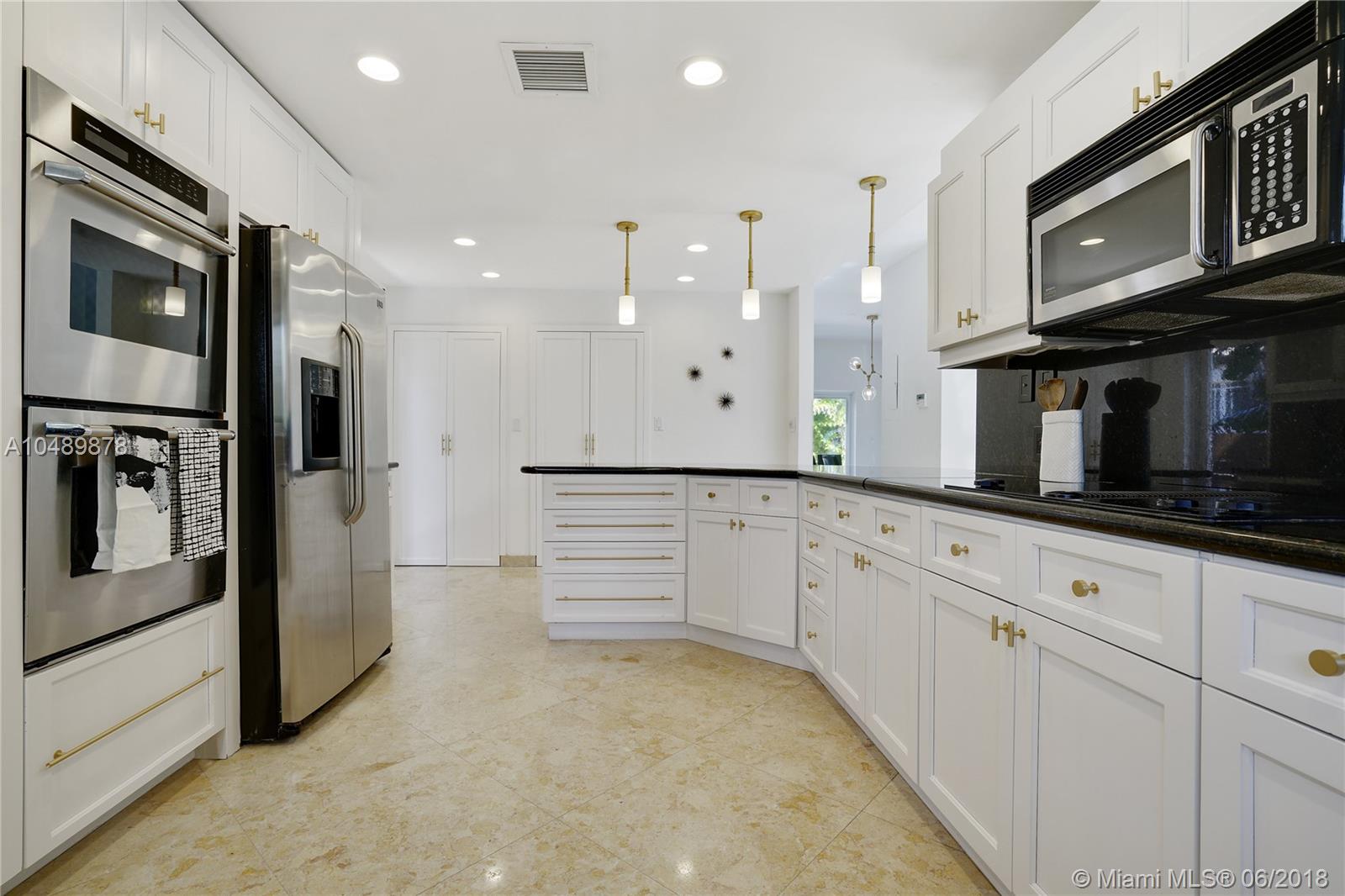 Sunset Islands Island 01 - Residential Lease