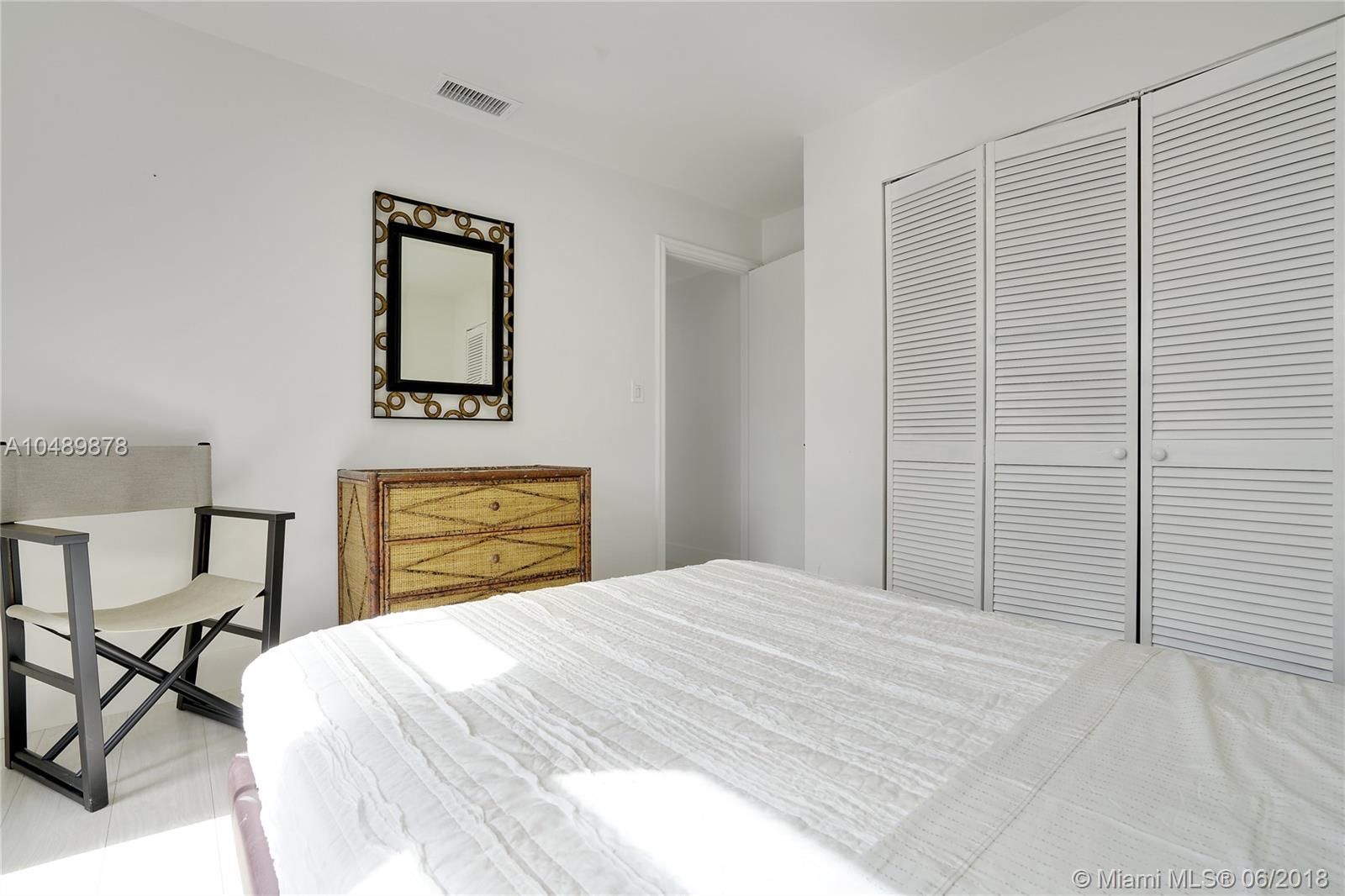 Sunset Islands Island 01 - Residential Lease