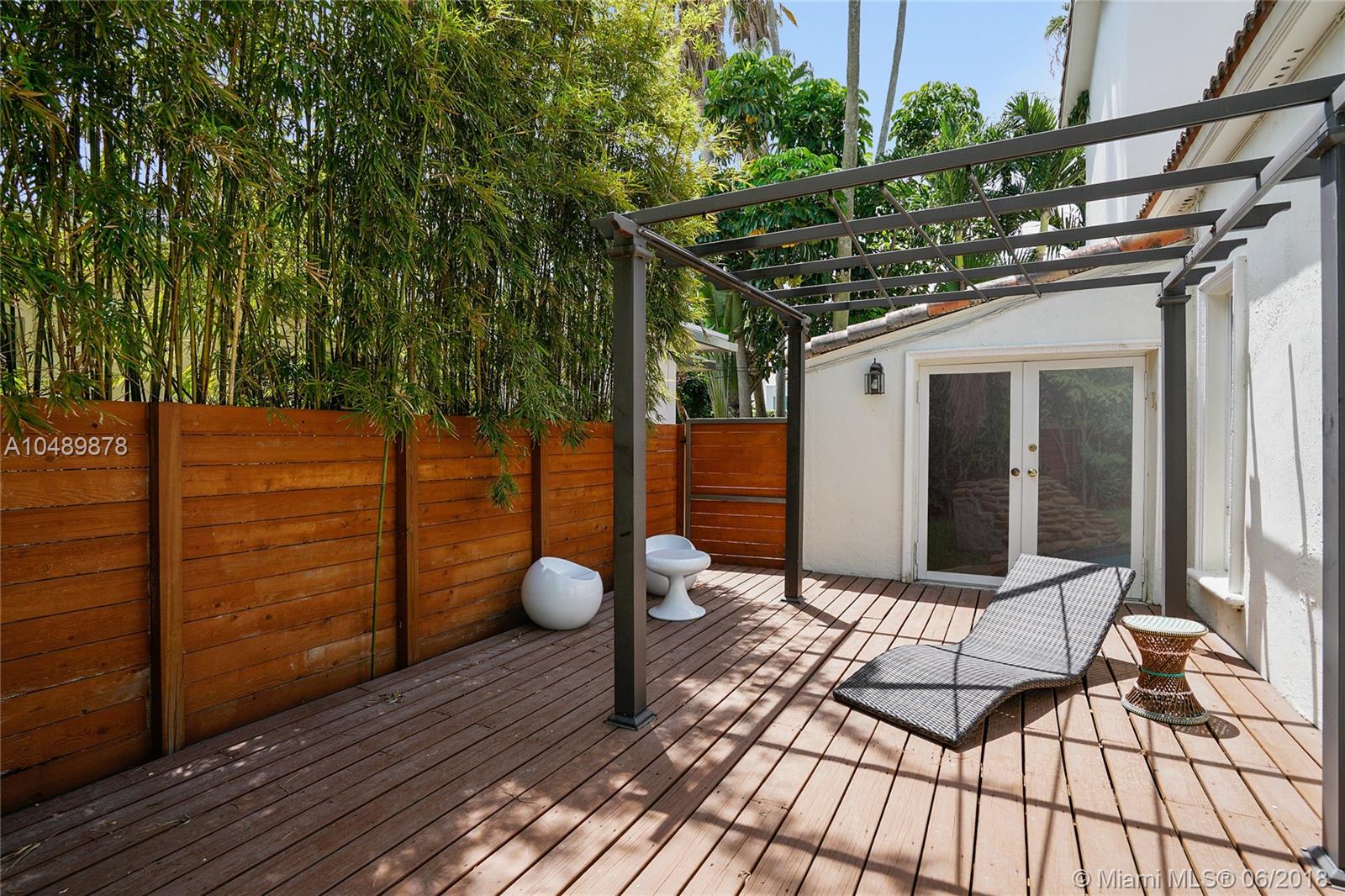 Sunset Islands Island 01 - Residential Lease