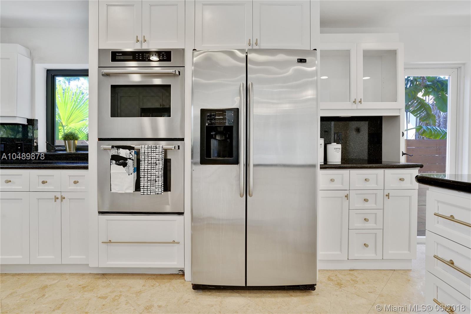 Sunset Islands Island 01 - Residential Lease