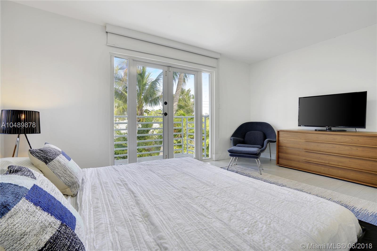 Sunset Islands Island 01 - Residential Lease