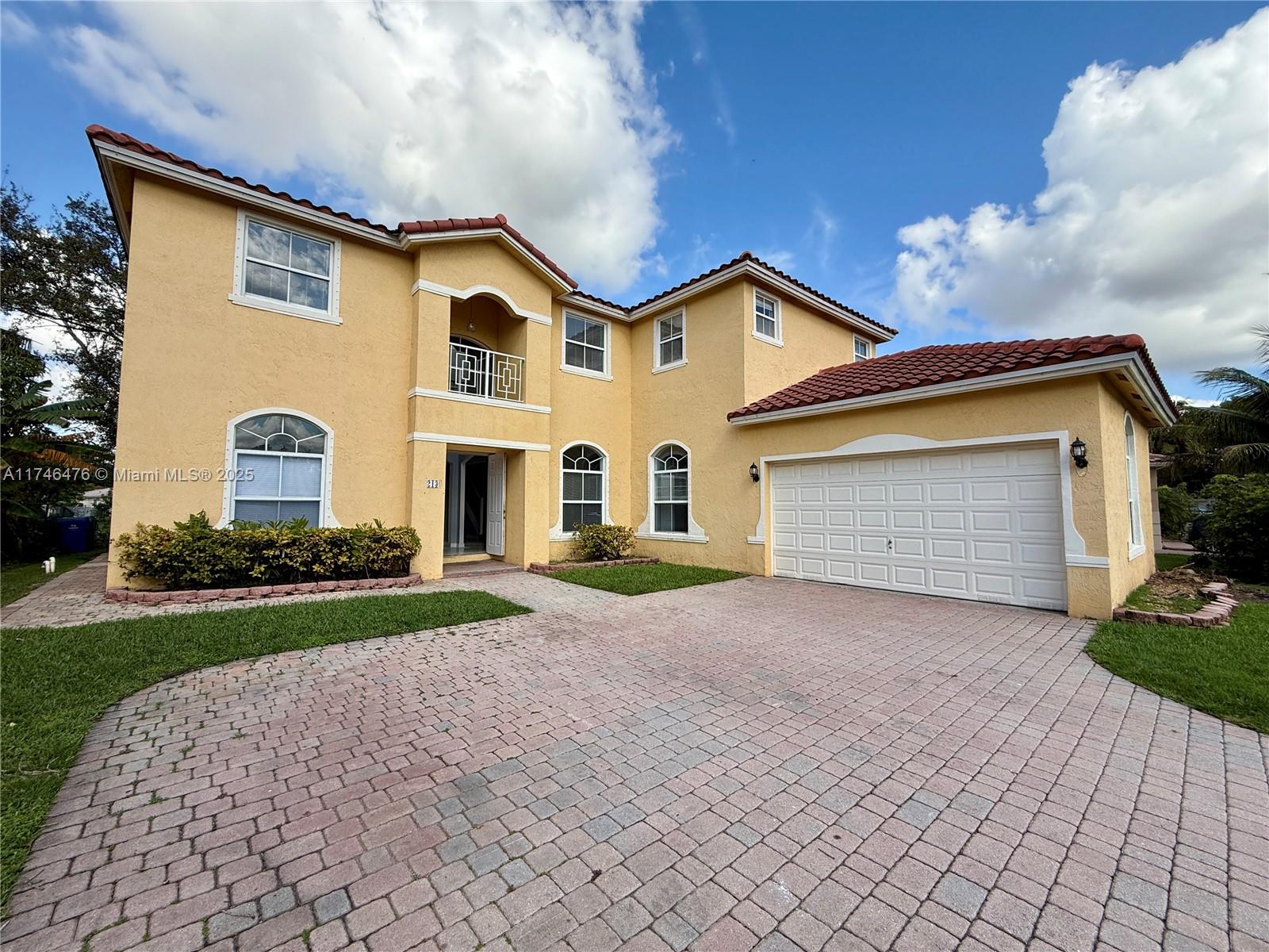 2132 Sw 118th Ave, Miramar, Broward County, Florida - 6 Bedrooms  
5 Bathrooms - 