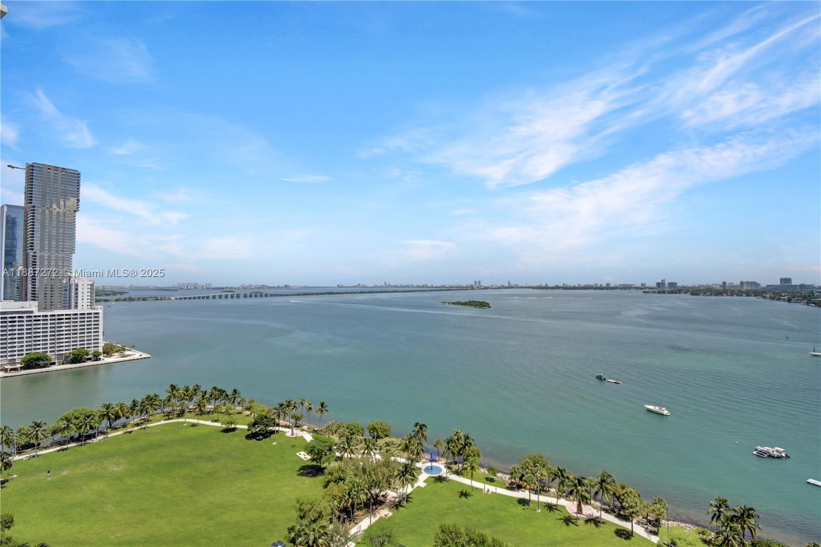1800 N Bayshore Dr 2201