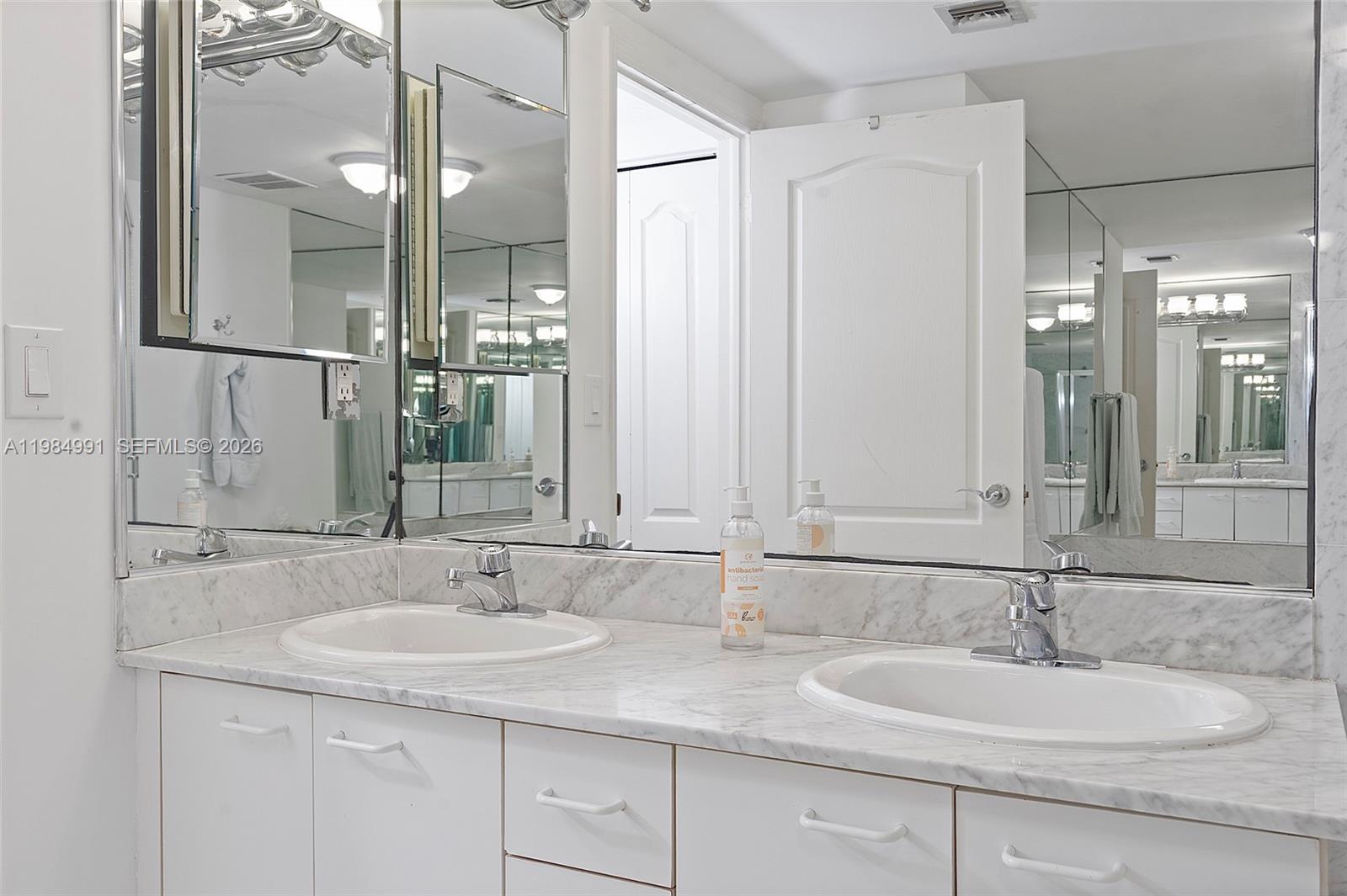 Bal Harbor - Residential Lease