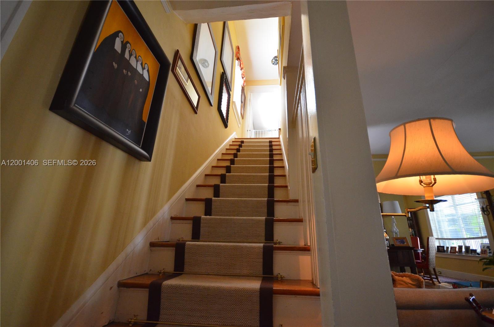 ESCOTTONIA PARK - Land