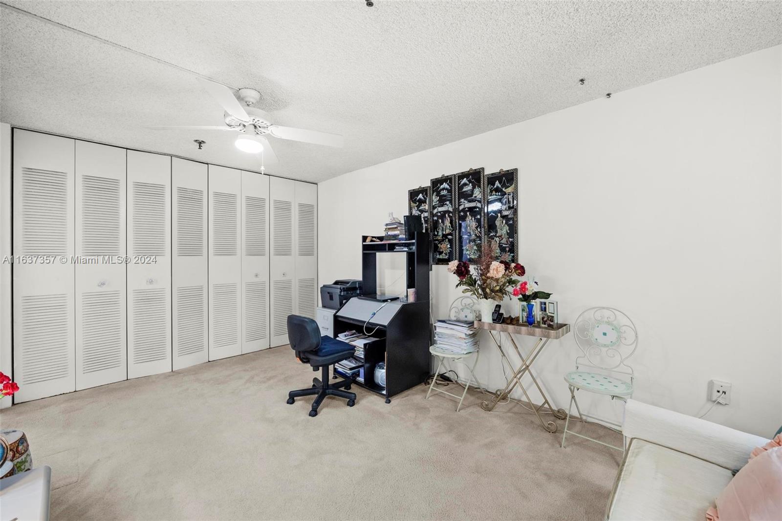 COCO WOOD CONDO - Residential