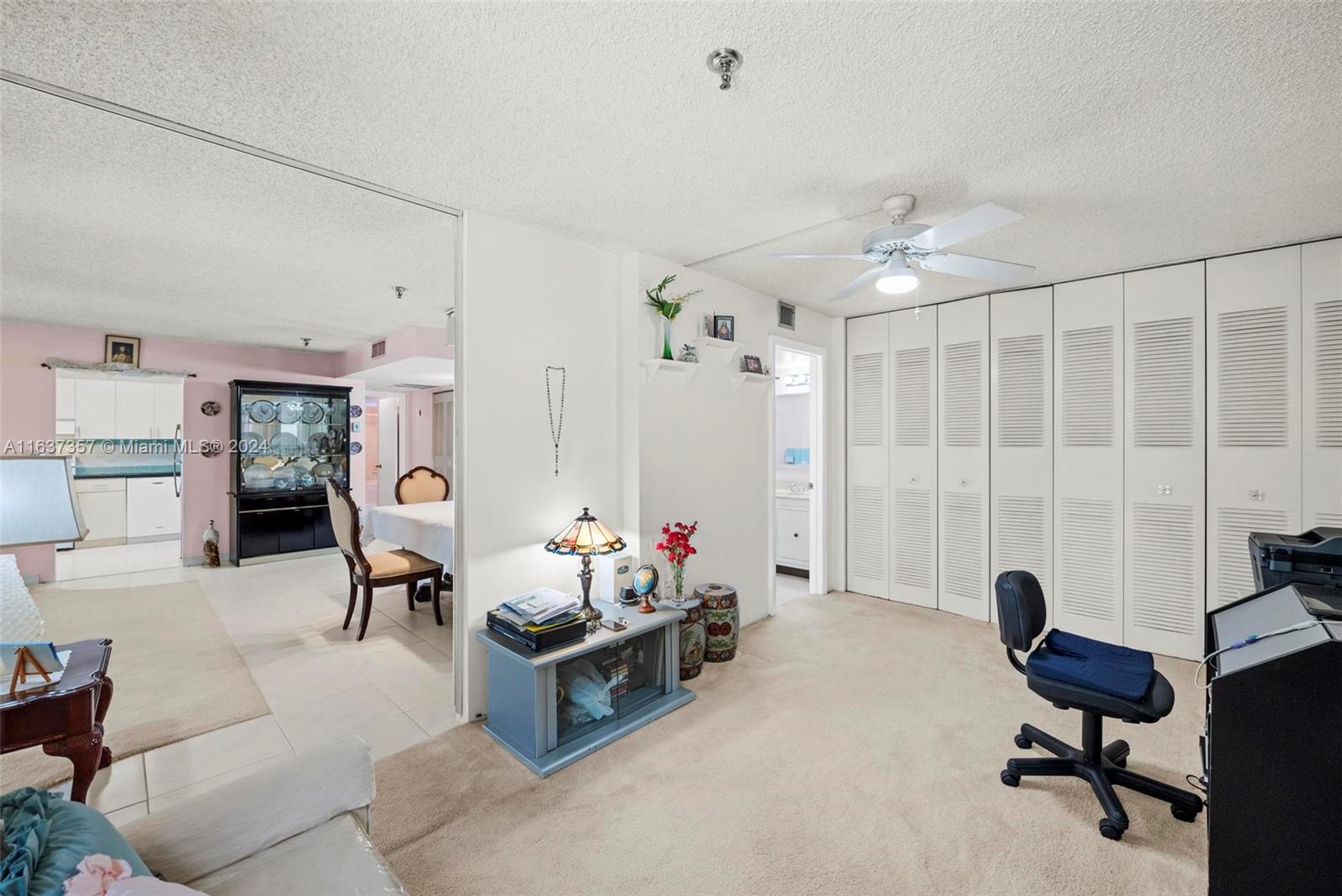COCO WOOD CONDO - Residential
