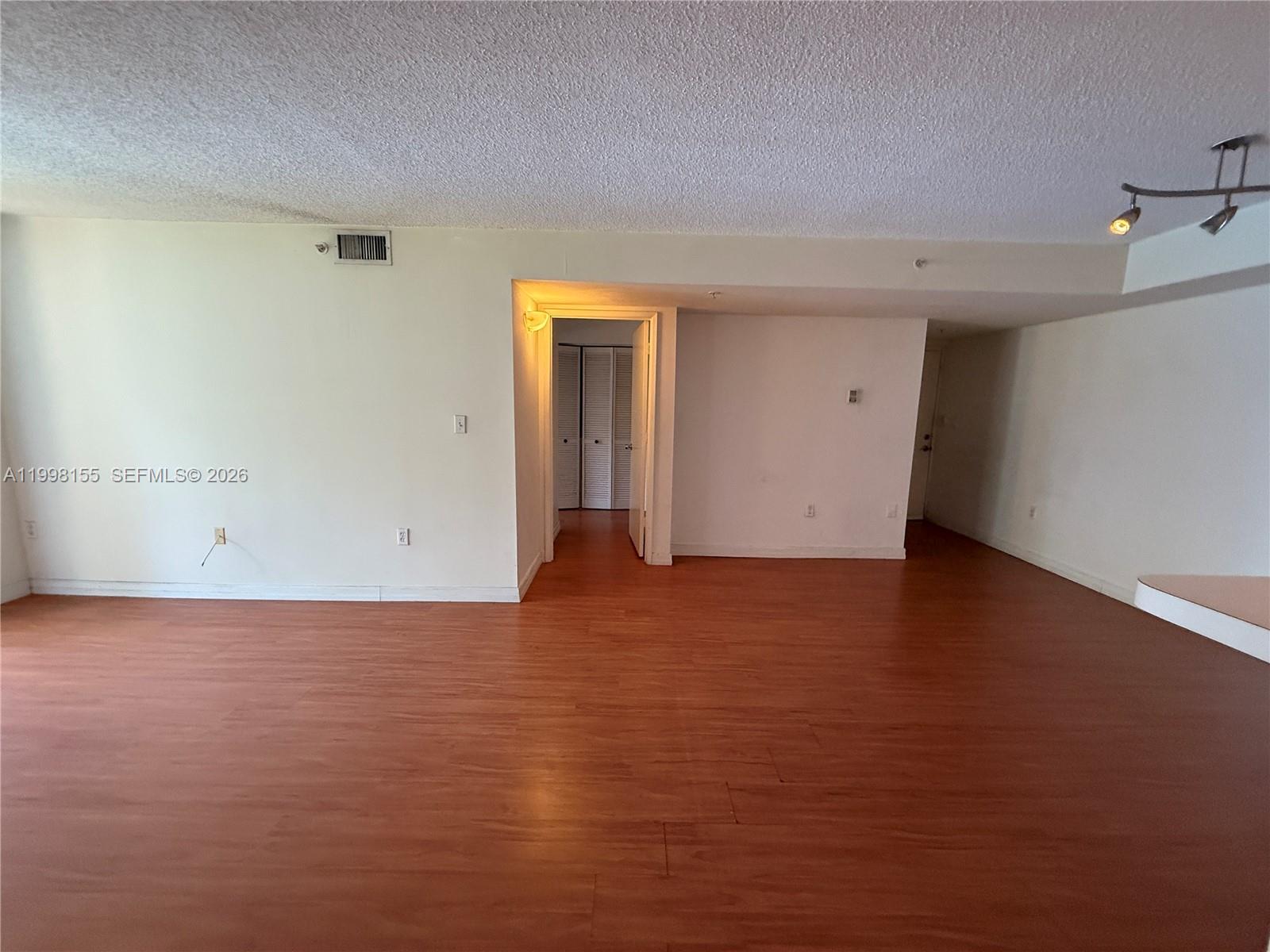 ENCLAVE AT DORAL CONDO NO - Residential Lease