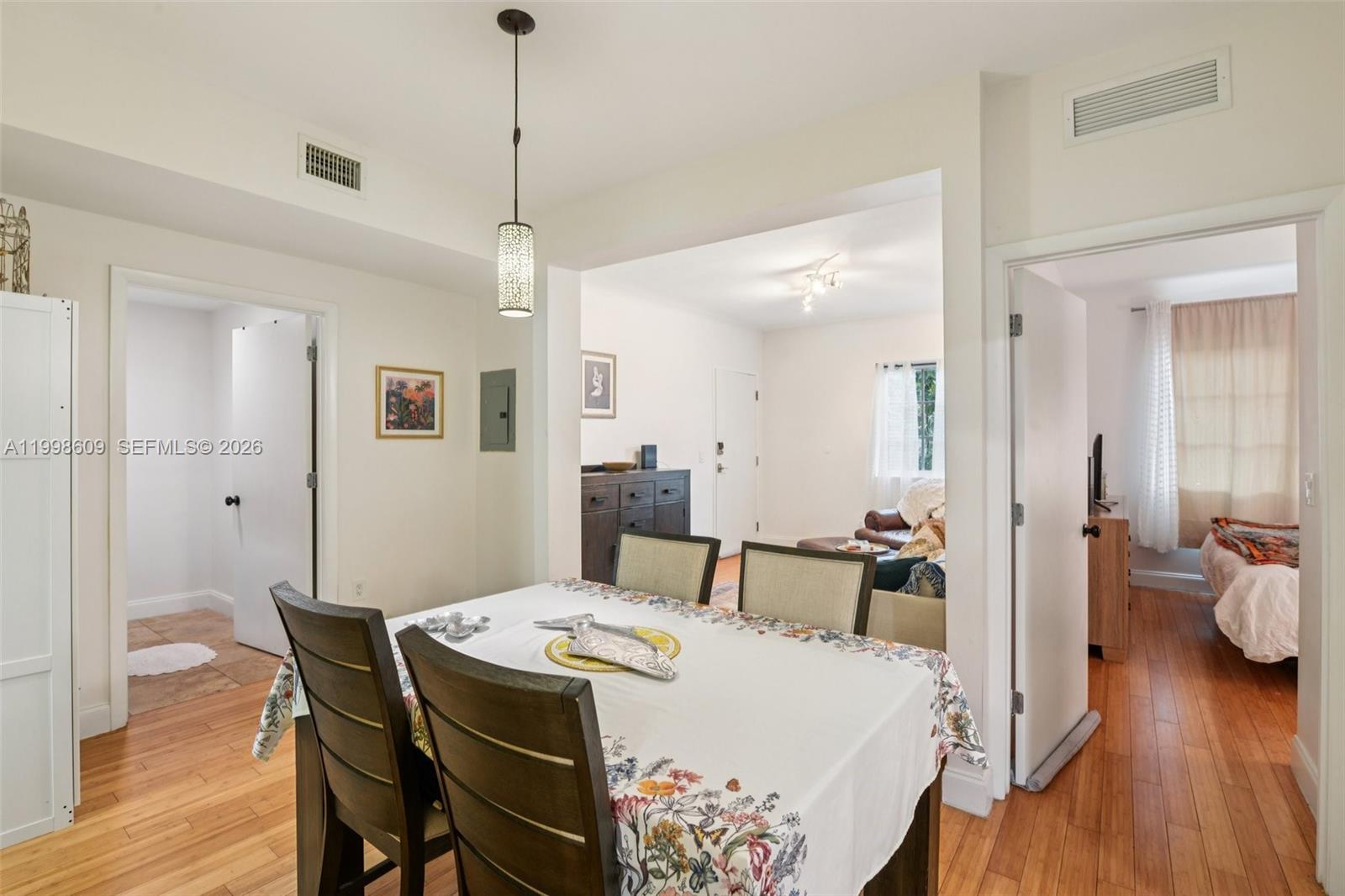 THE CASTLE MERIDIAN CONDO - Residential