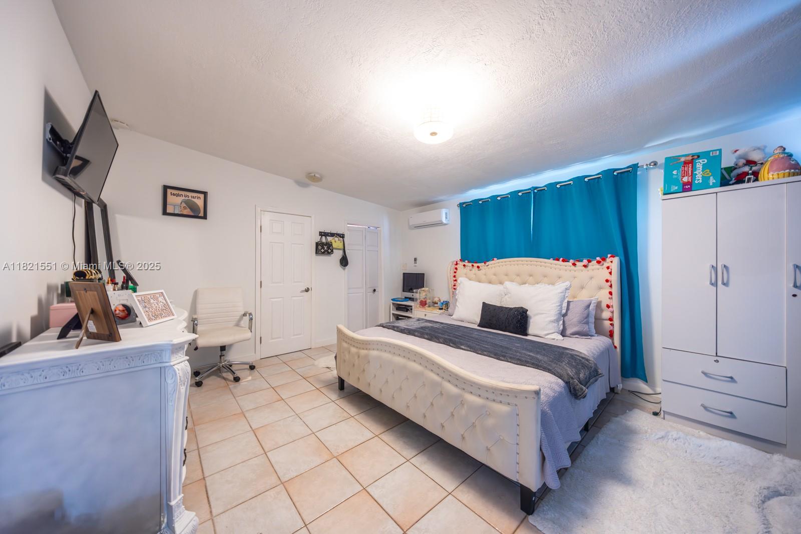 BUTTONWOODS ACRES - Residential