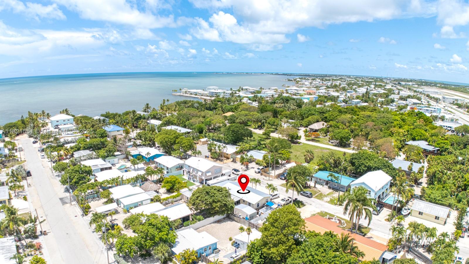 BUTTONWOODS ACRES - Residential