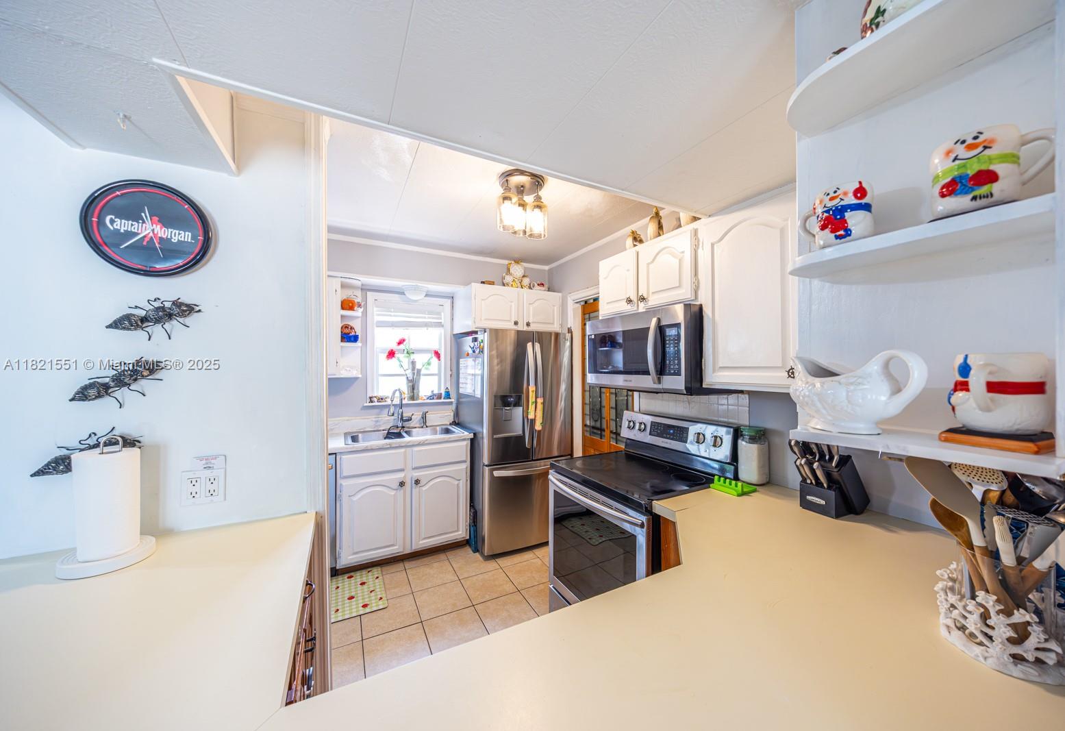 BUTTONWOODS ACRES - Residential