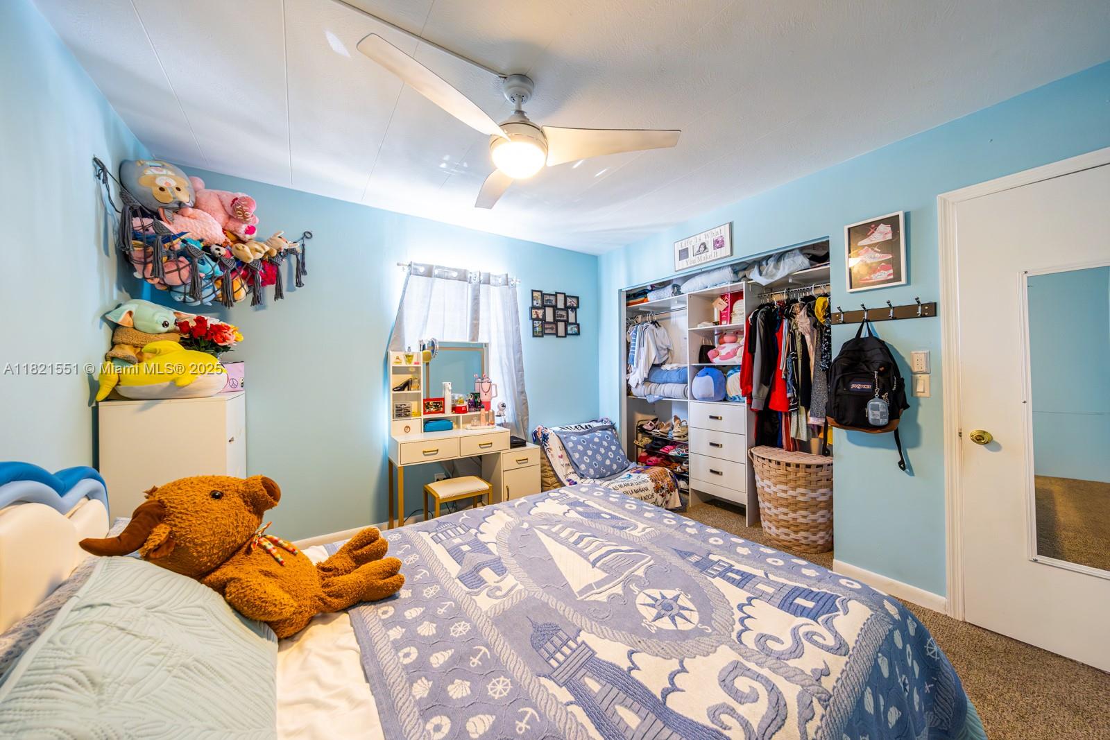 BUTTONWOODS ACRES - Residential