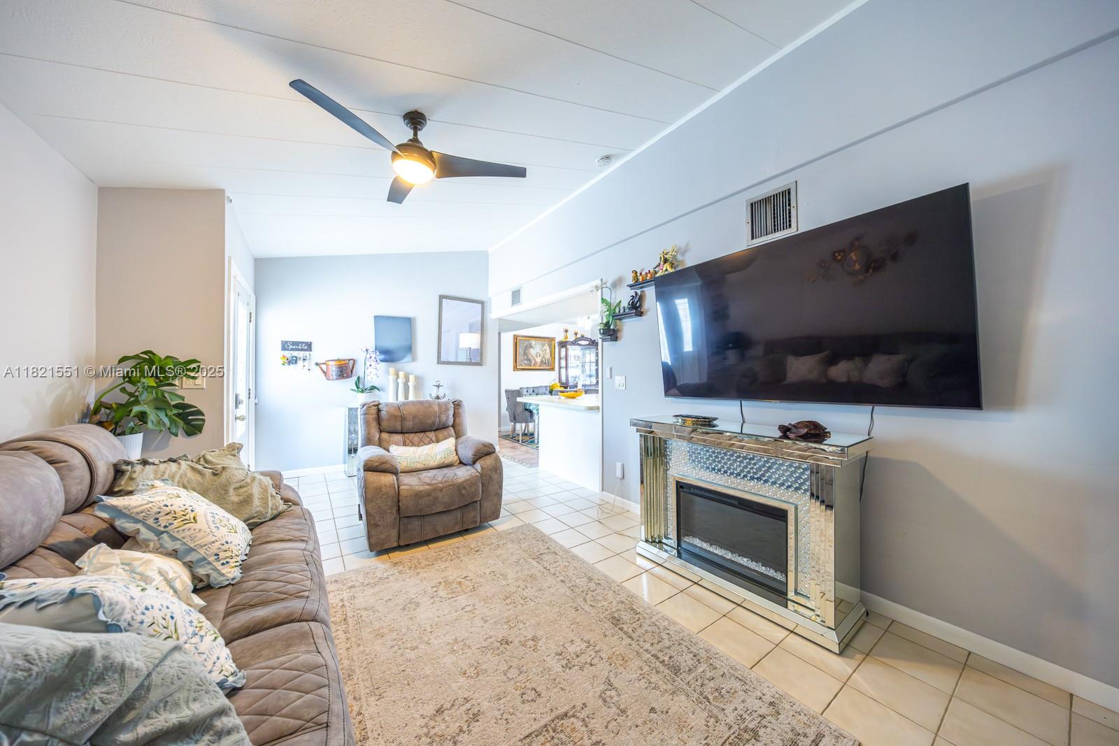 BUTTONWOODS ACRES - Residential