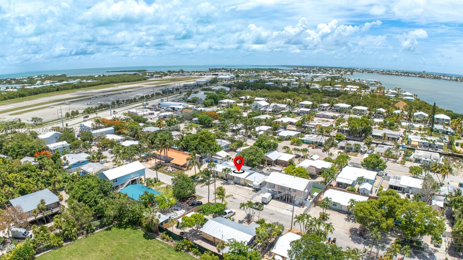 BUTTONWOODS ACRES - Residential