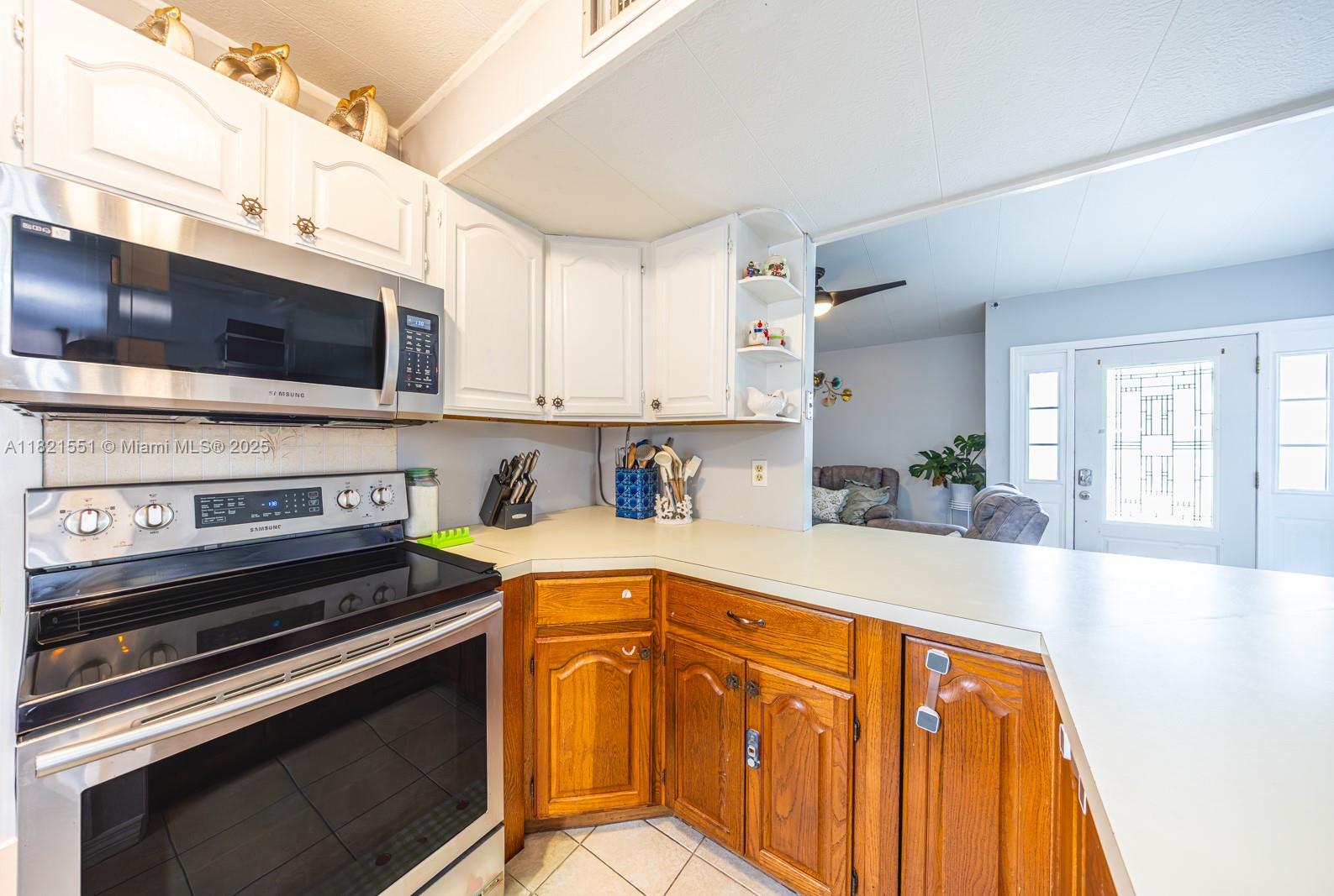 BUTTONWOODS ACRES - Residential