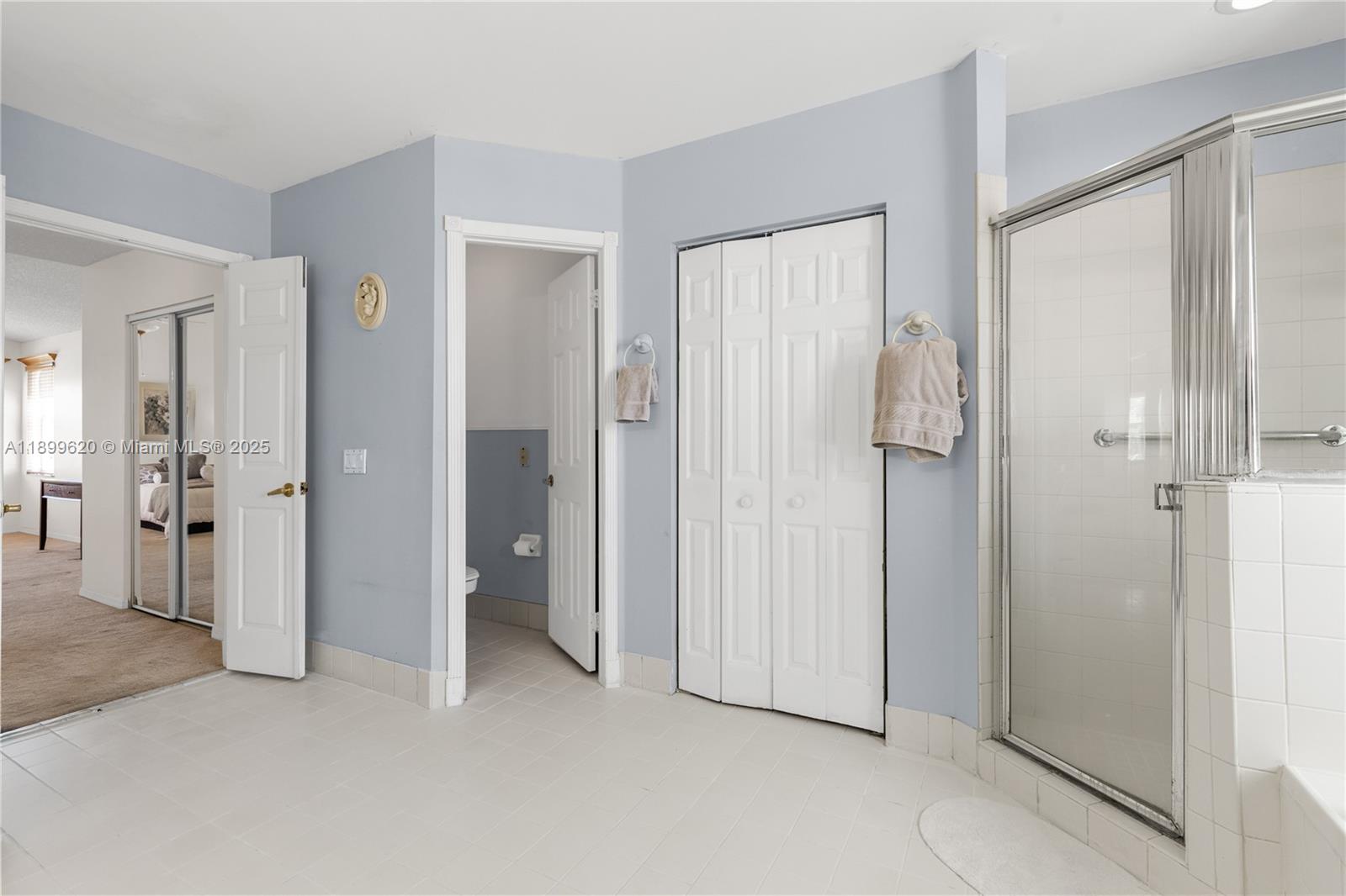 CHAPEL LAKE ESTATES - Residential