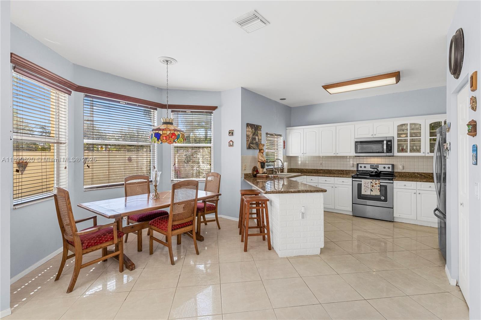 CHAPEL LAKE ESTATES - Residential