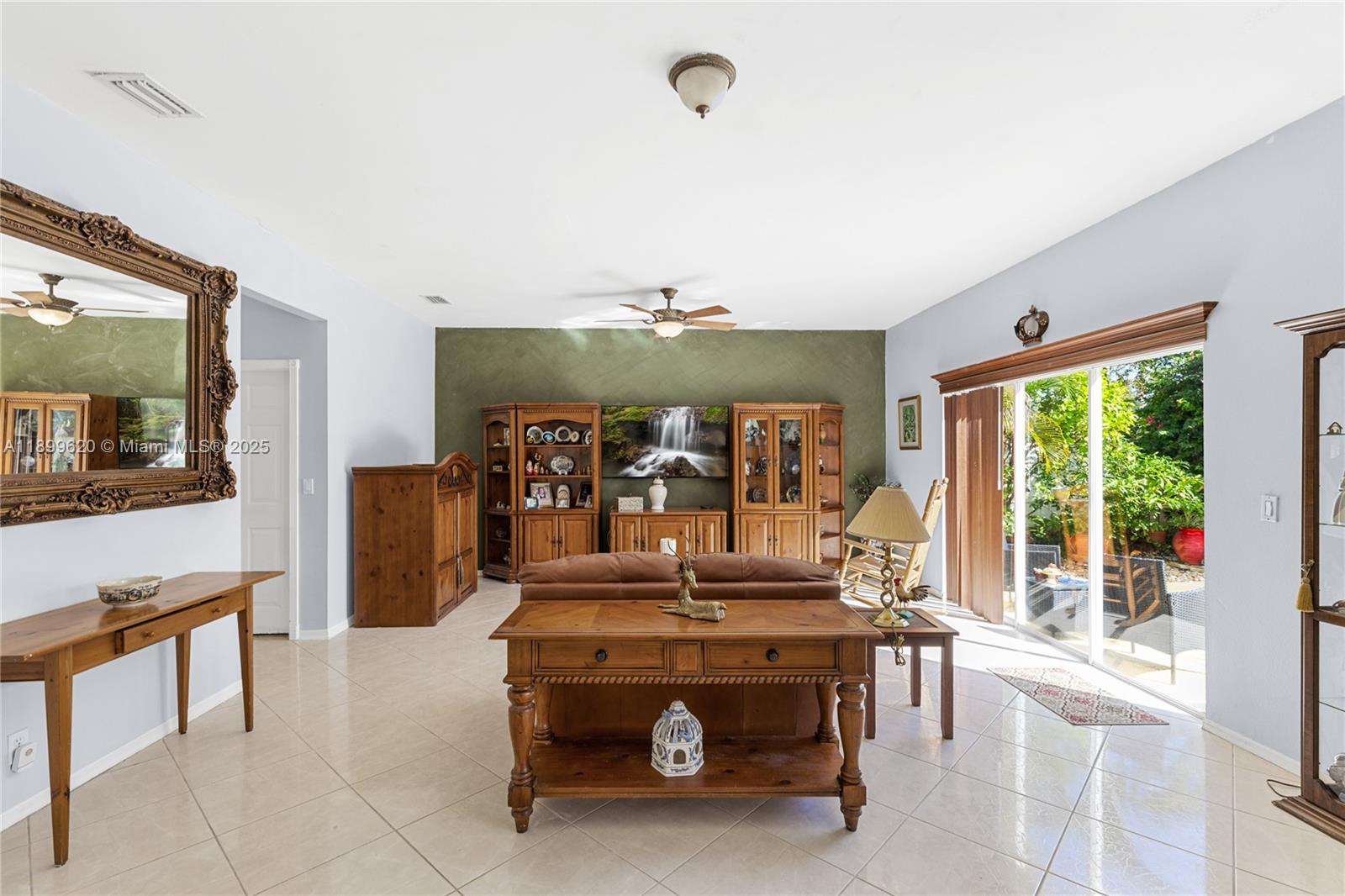 CHAPEL LAKE ESTATES - Residential