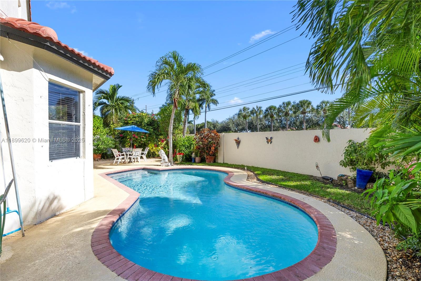 CHAPEL LAKE ESTATES - Residential