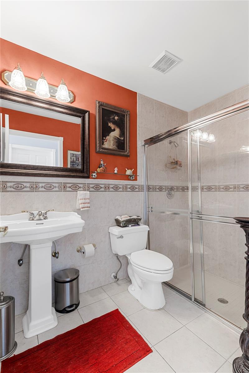 CHAPEL LAKE ESTATES - Residential