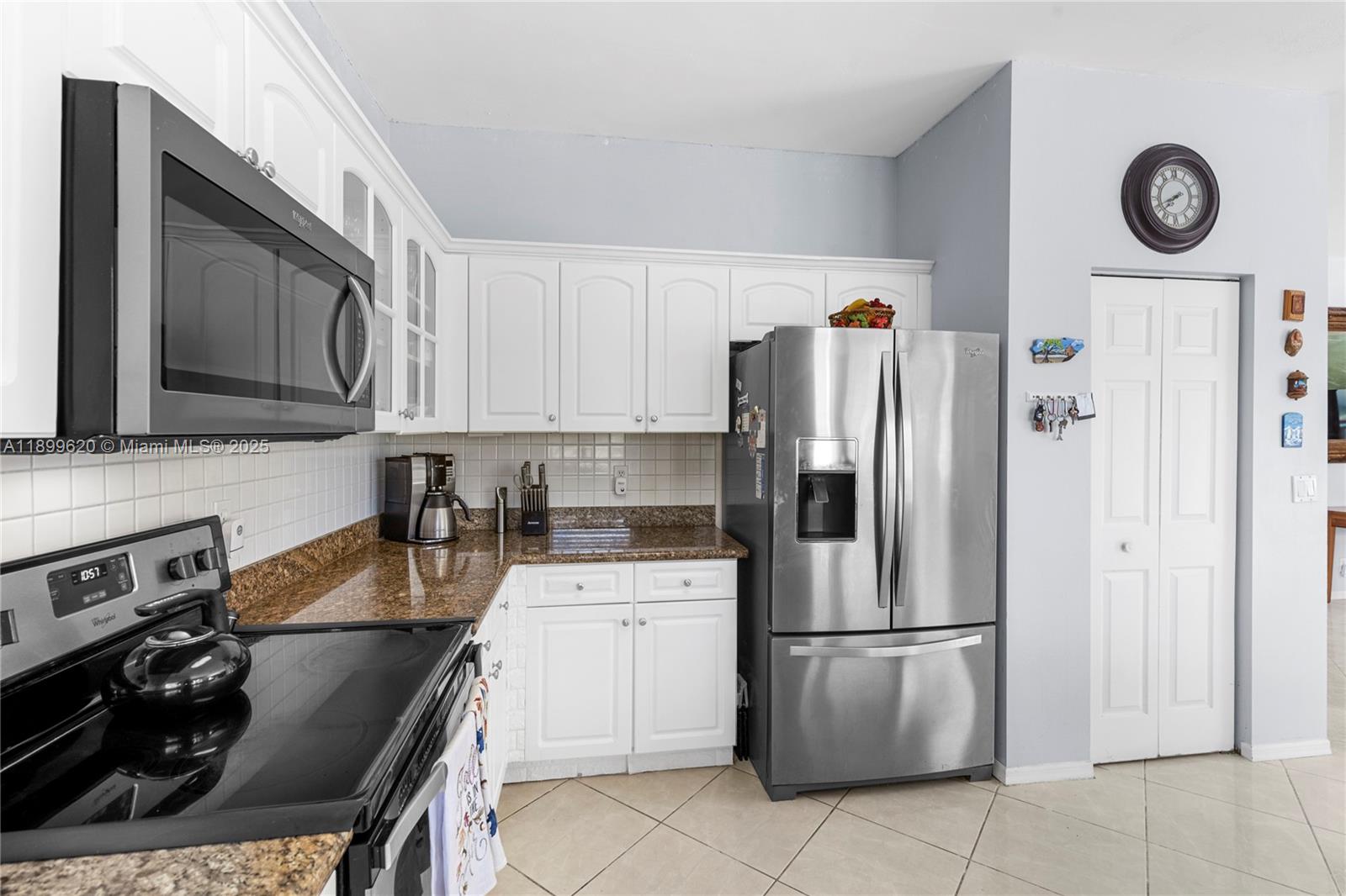 CHAPEL LAKE ESTATES - Residential