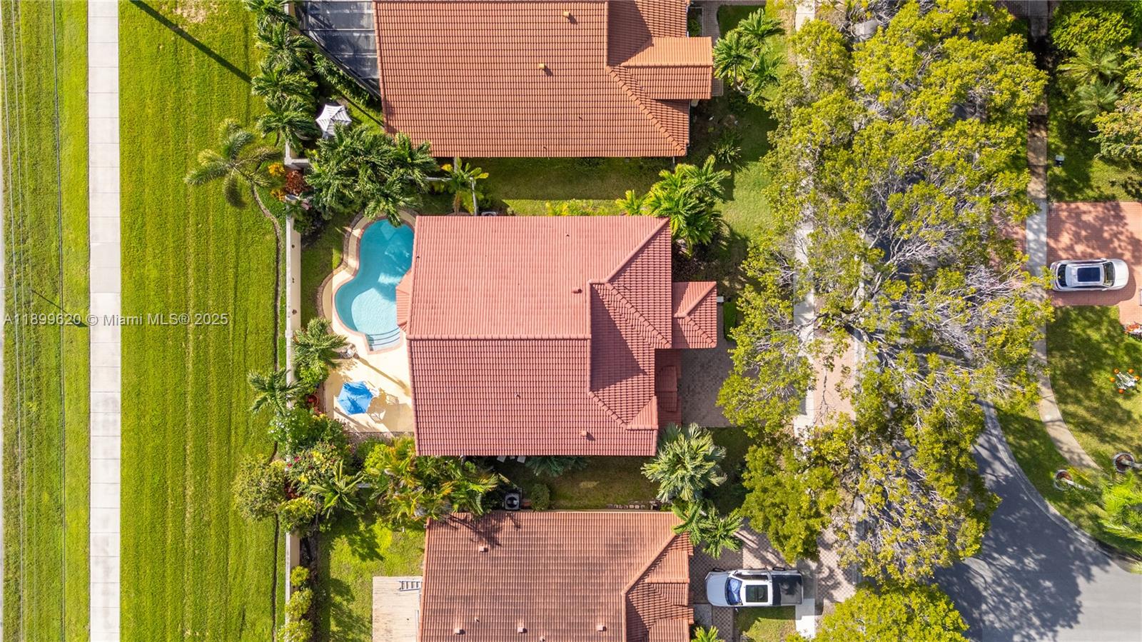 CHAPEL LAKE ESTATES - Residential