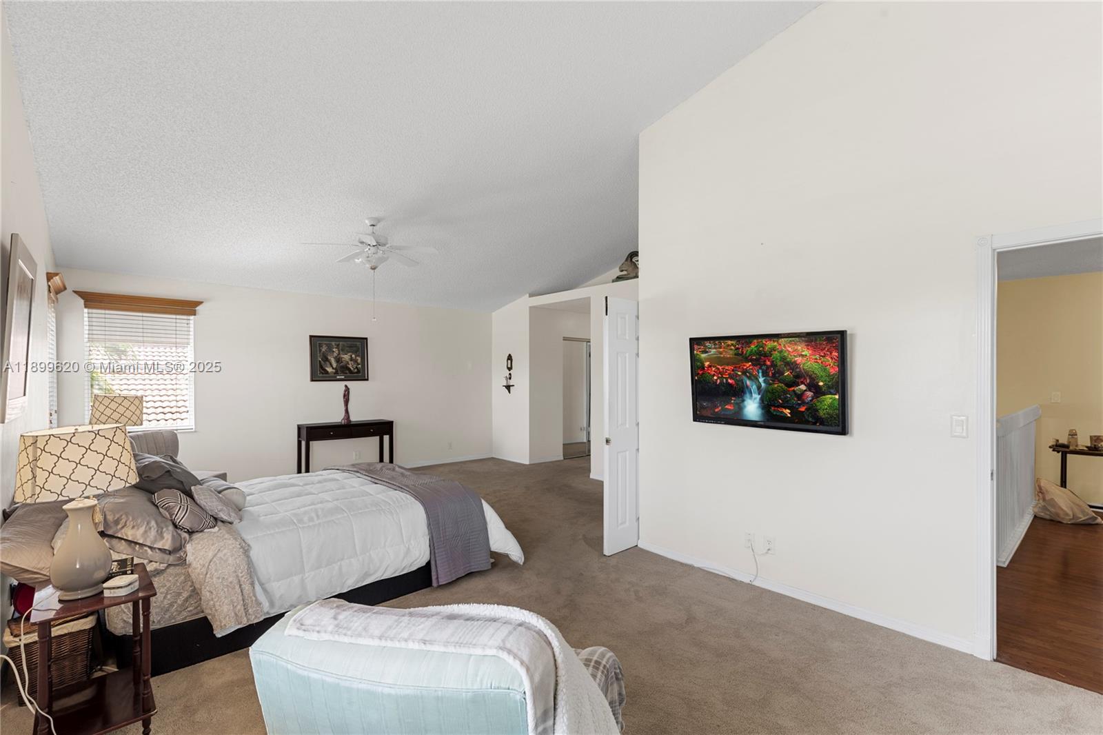 CHAPEL LAKE ESTATES - Residential