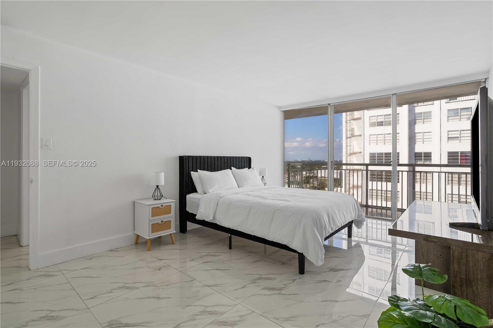 Aventura - Residential Lease
