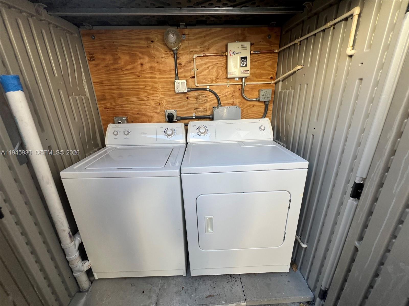 IDLEWILD PARK - Residential