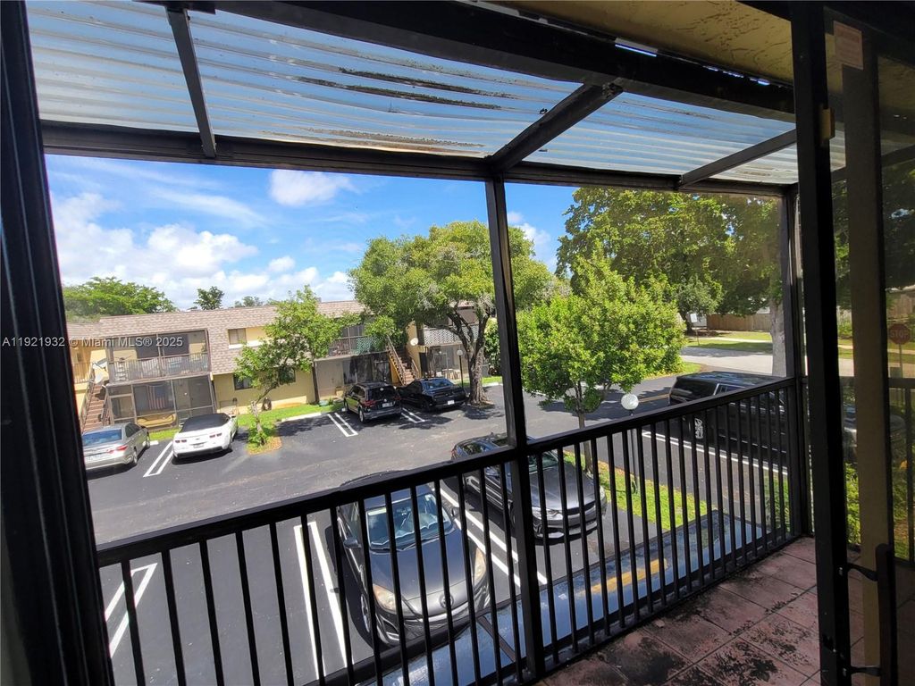 Photo of 1245 S Flagler Ave #305, Pompano Beach, FL 33060 (MLS # A11921932)