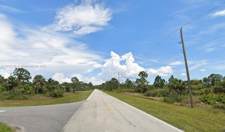 Port Charlotte - Land