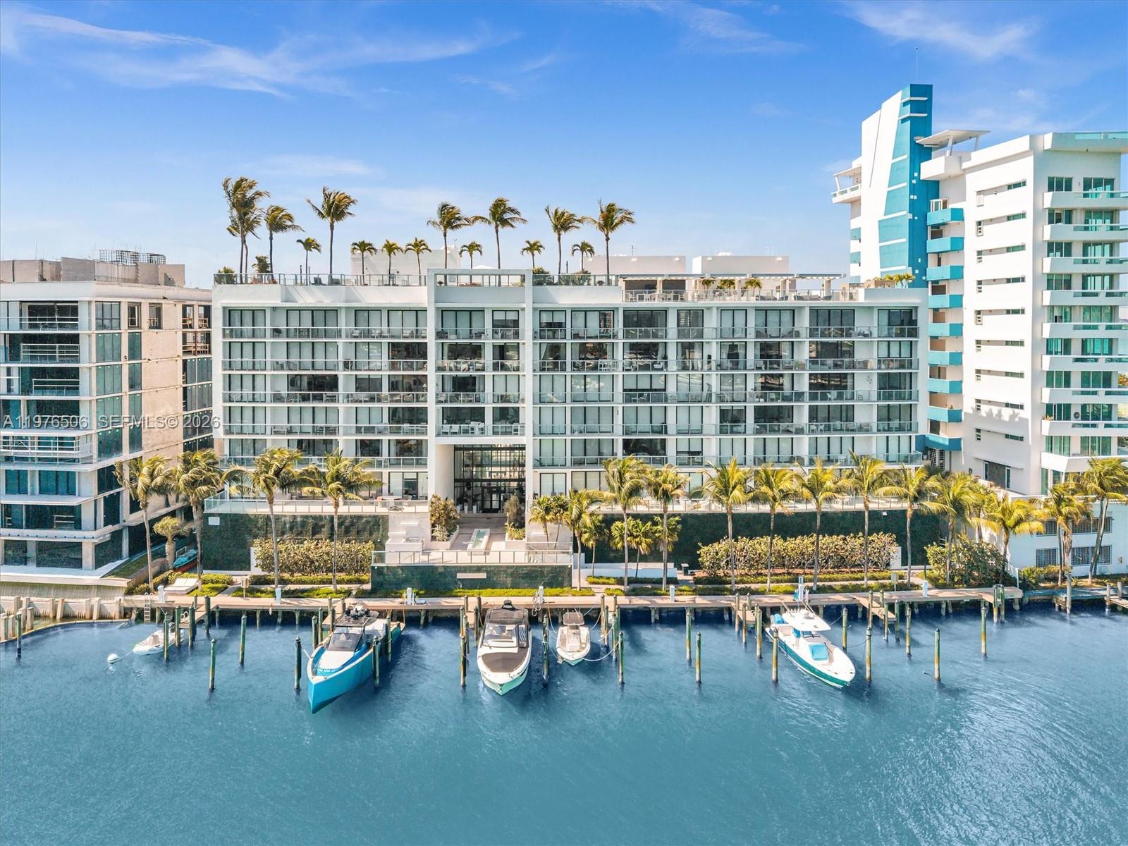 10201 E Bay Harbor Dr 401