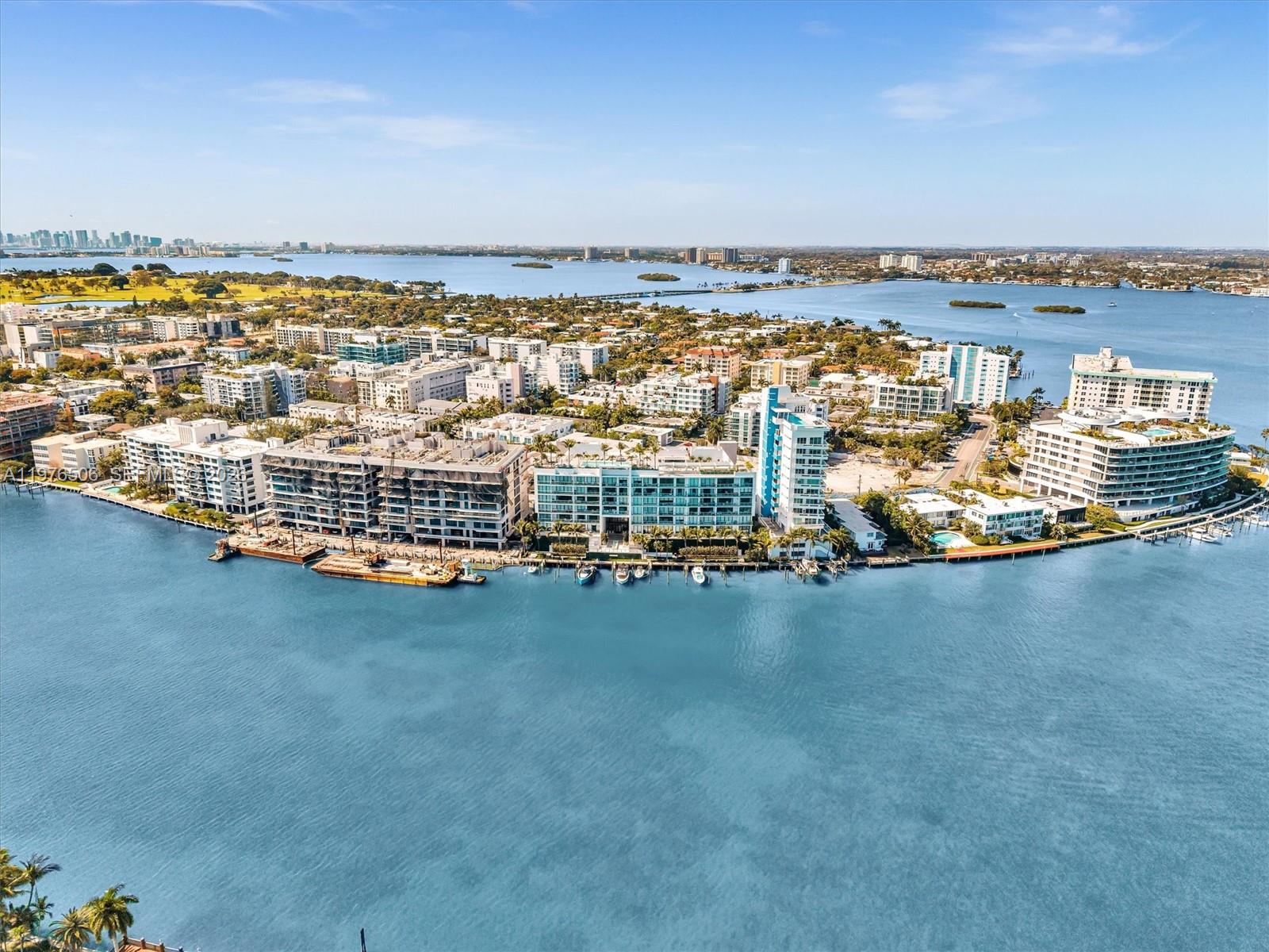 SERENO RESIDENCES CONDO - Residential