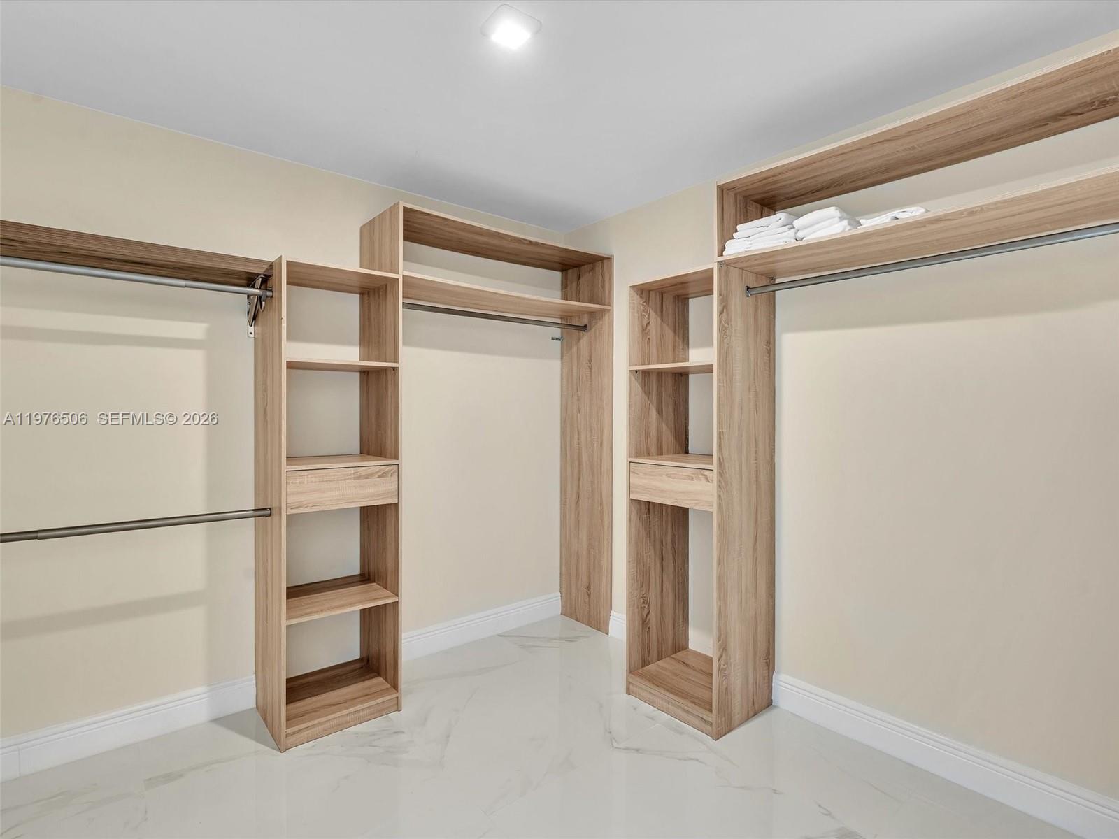 SERENO RESIDENCES CONDO - Residential