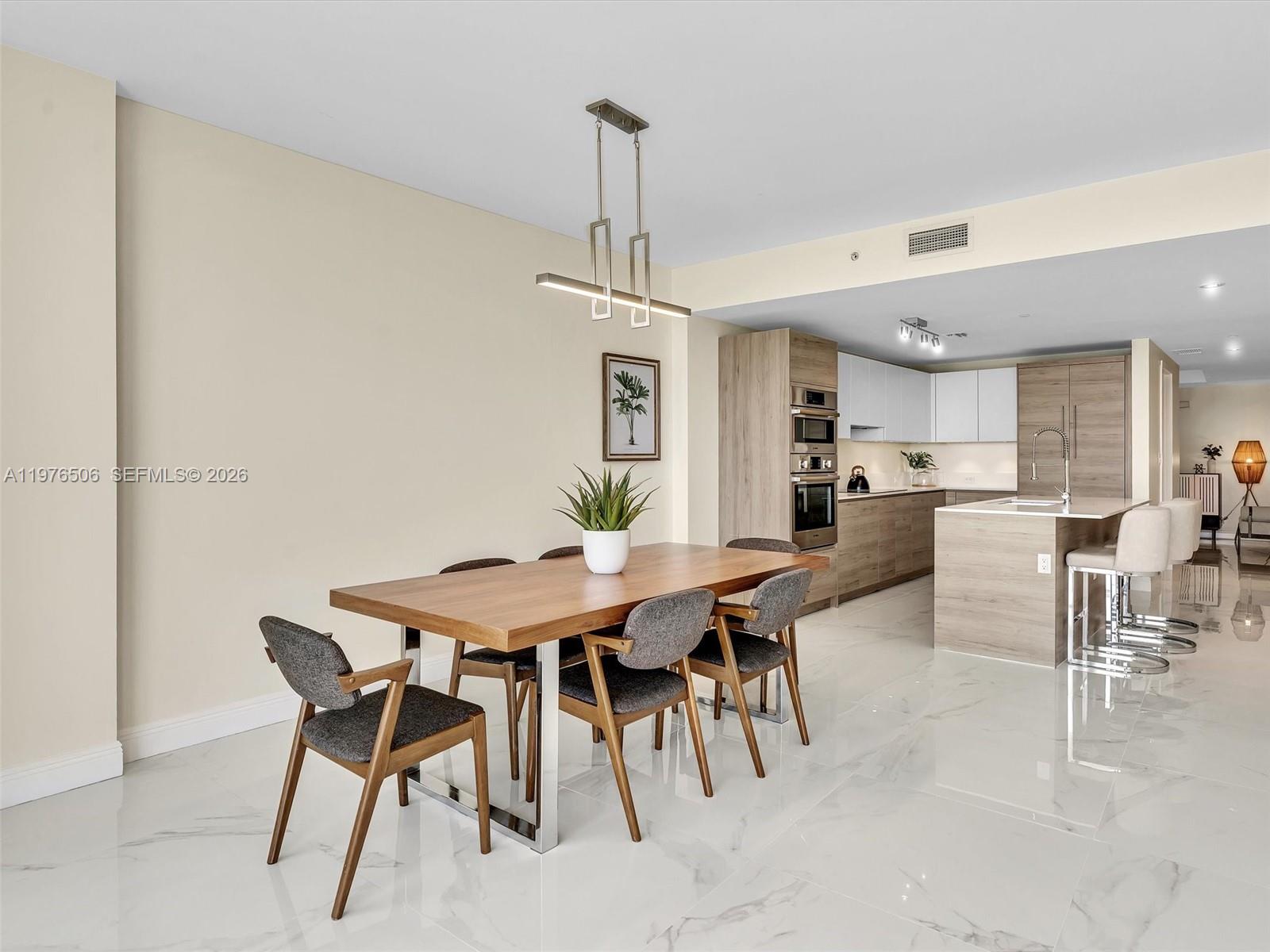 SERENO RESIDENCES CONDO - Residential