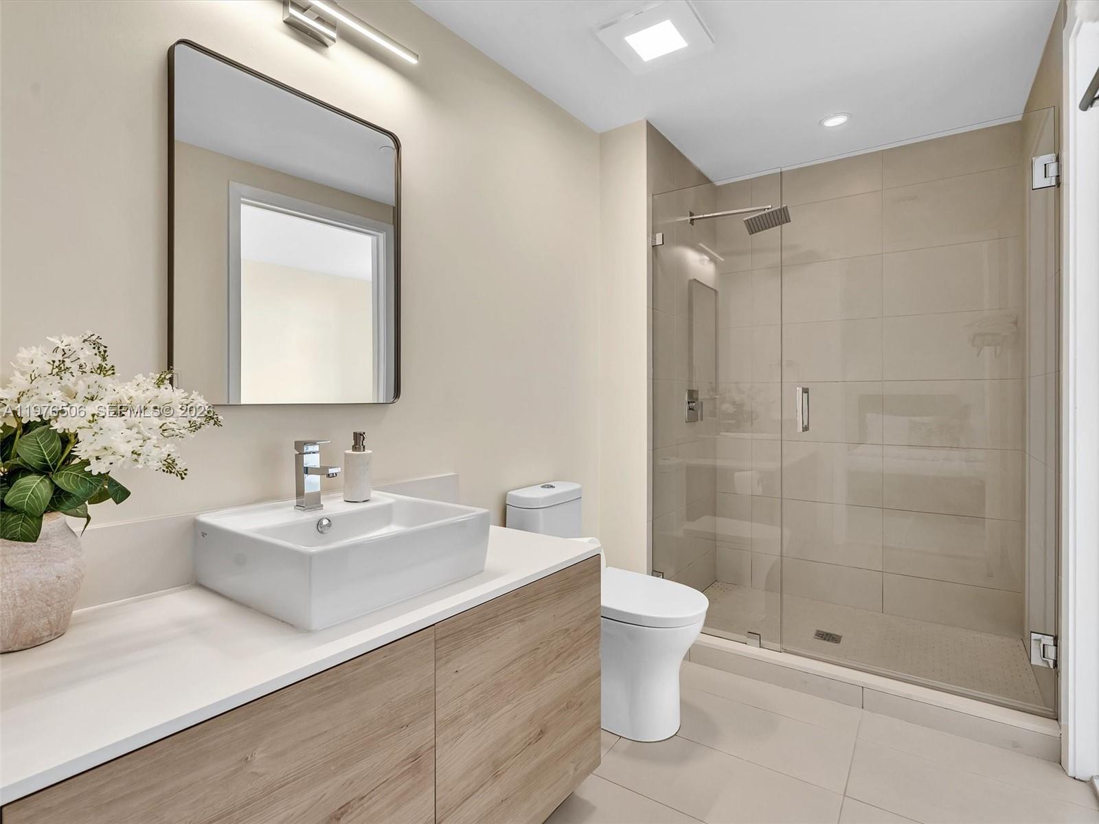 SERENO RESIDENCES CONDO - Residential