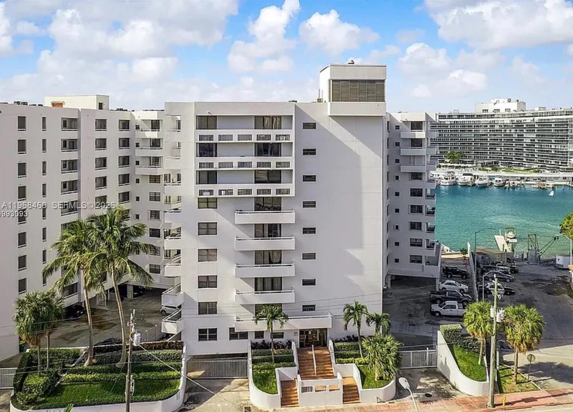 INDIAN CR CL MARINA CONDO - Residential Lease