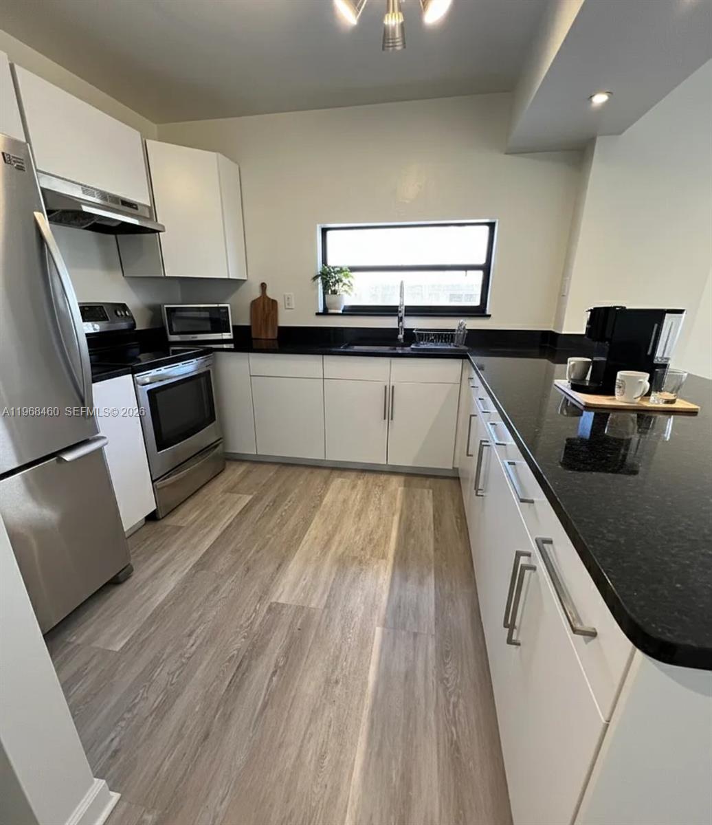 6830 Indian Creek Dr 2A