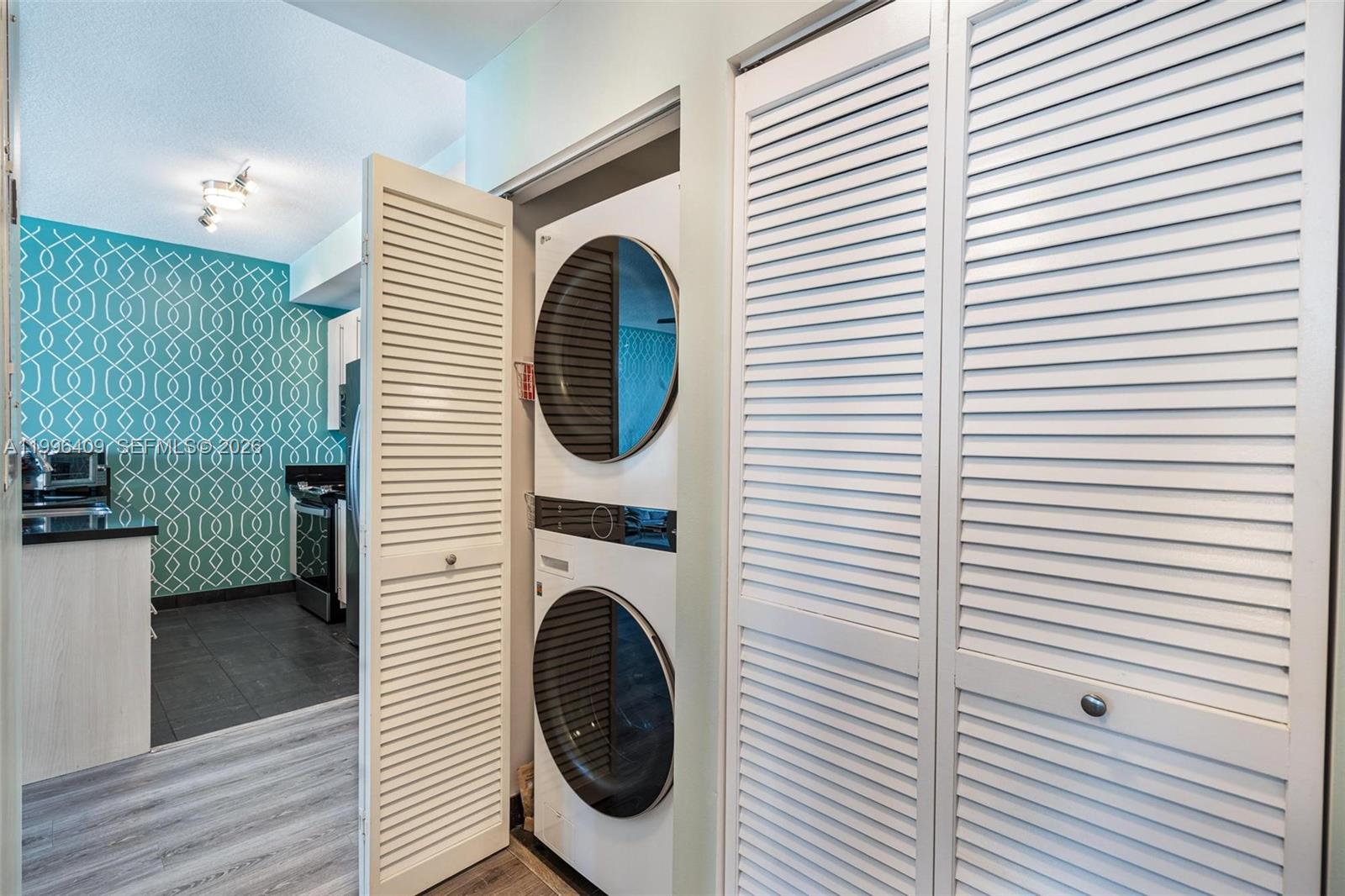 THE AXIS ON BRICKELL II C - Residential