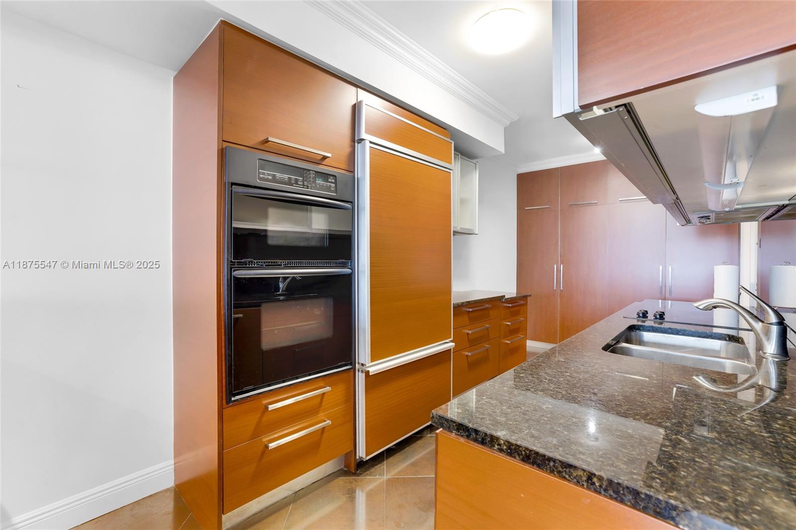 BEACH CLUB THREE CONDO - Residential Lease