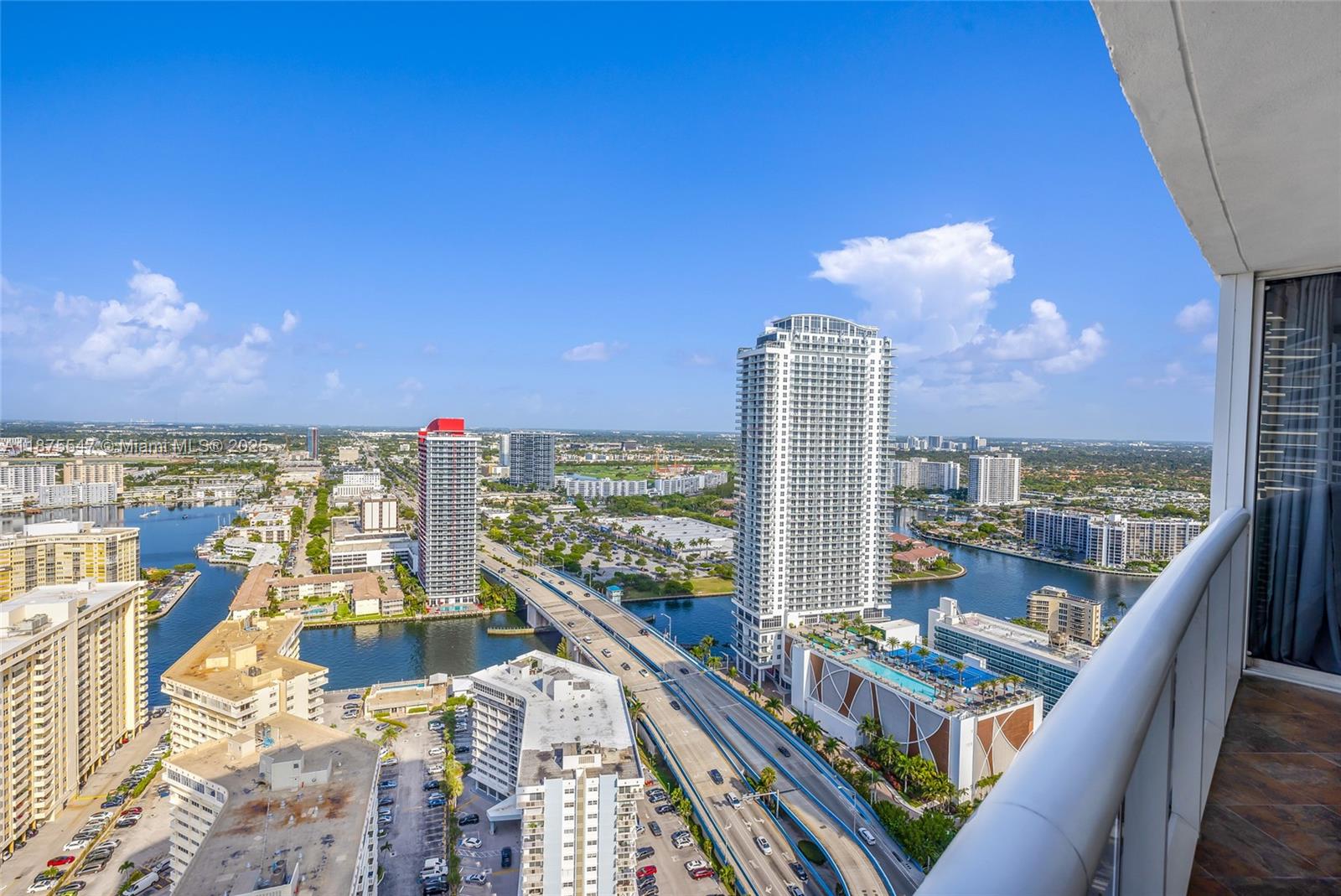 BEACH CLUB THREE CONDO - Residential Lease